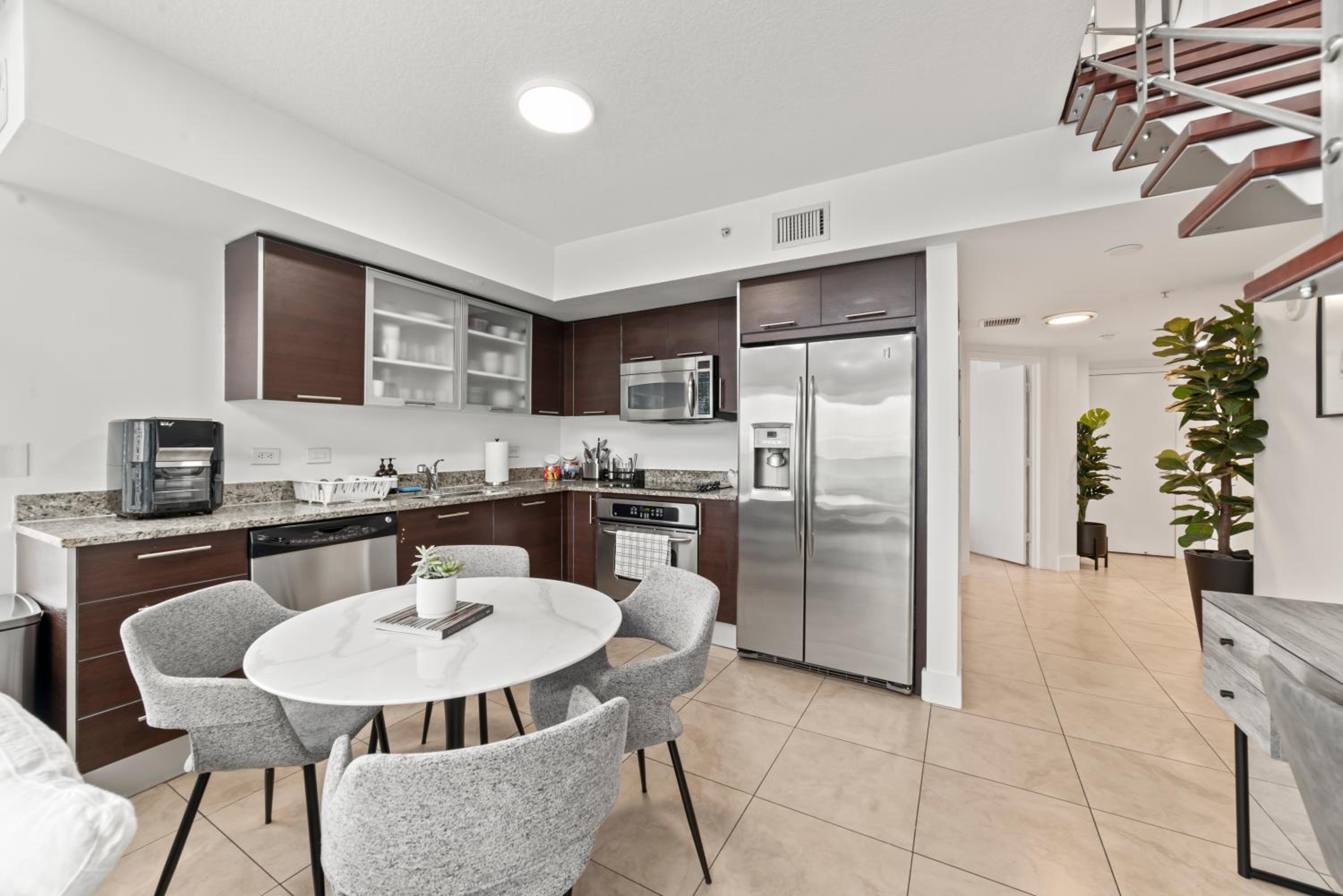 Skyline Serenity - Brickell On The River - Bi-Level Loft with Breathtaking Views On The Ocean