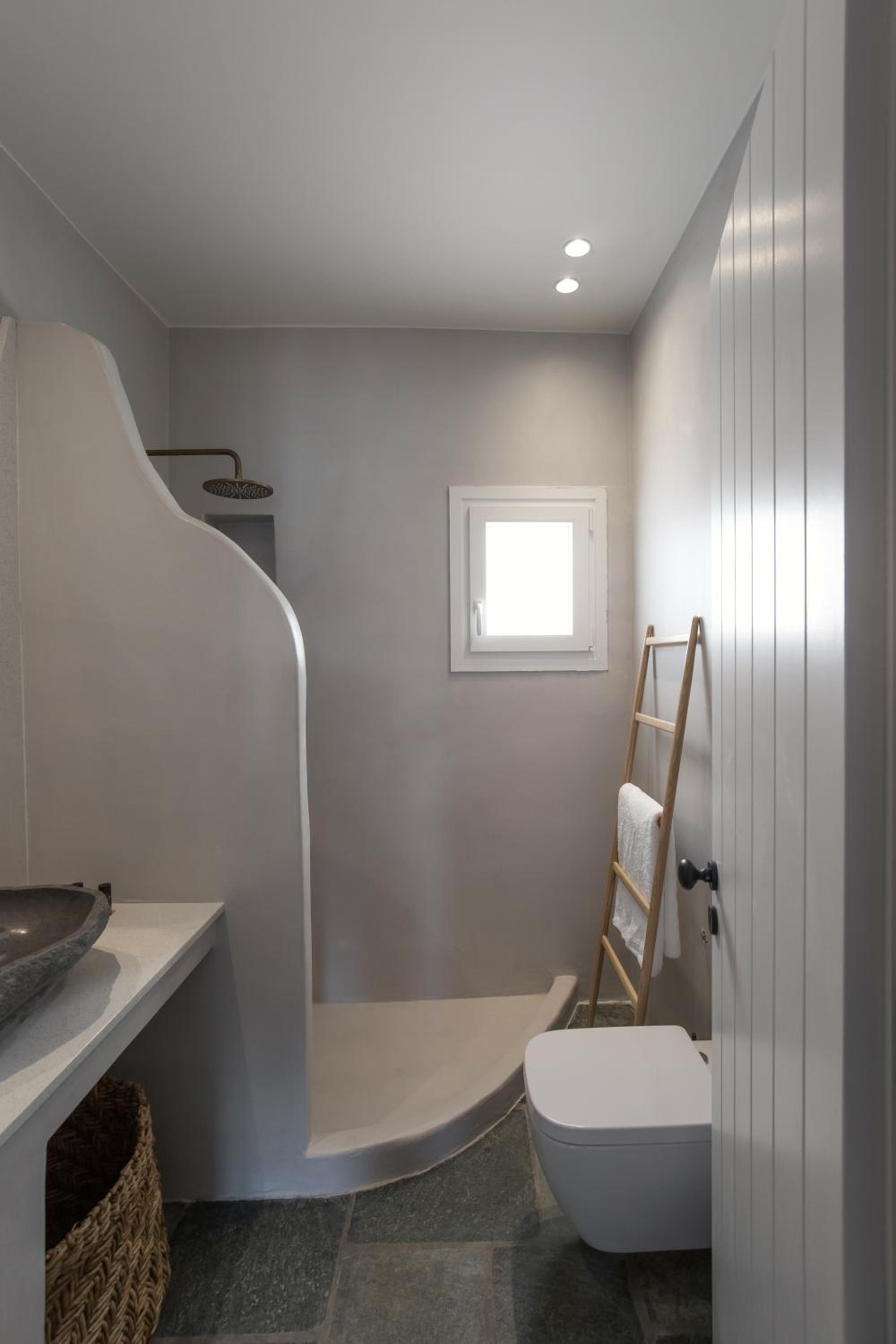 Fos Suites