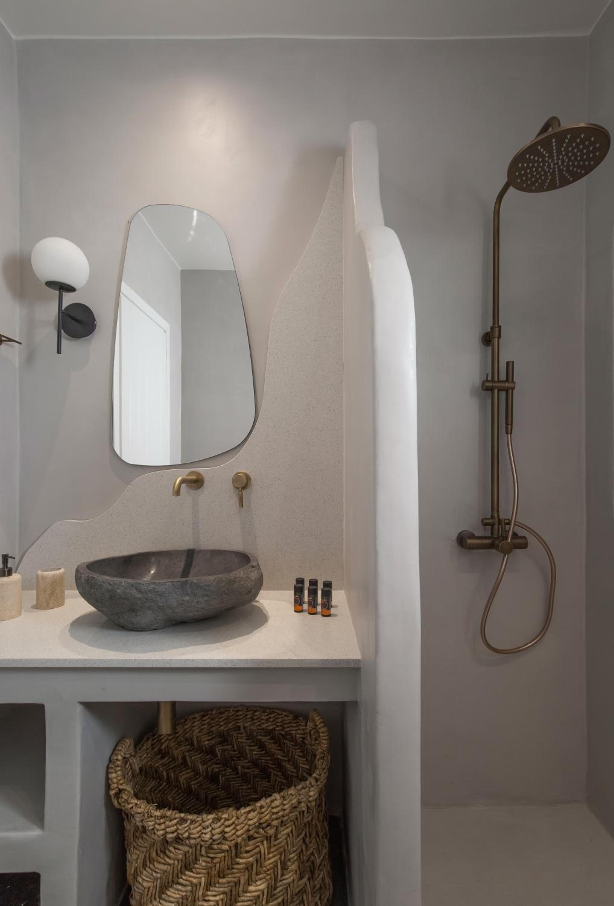Fos Suites