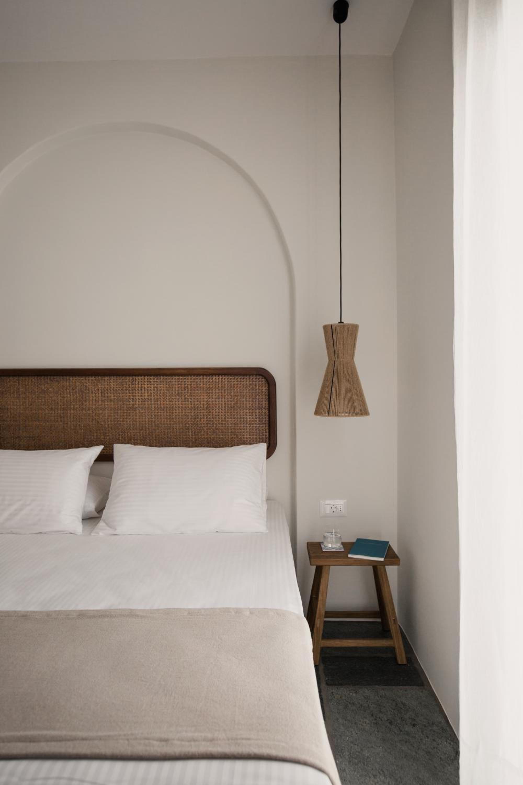Fos Suites
