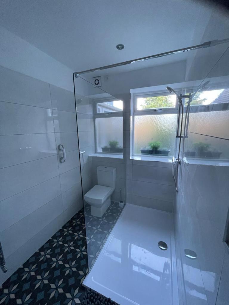 Huddersfield Vacations - Horseshoe Forge Plover Cottage Lindley - Property Image 7