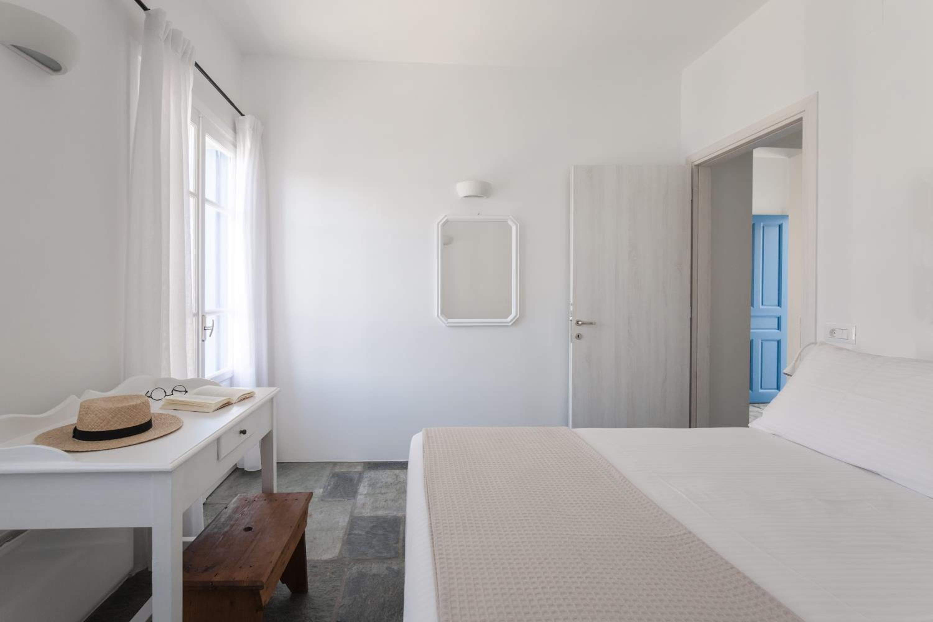 Fos Suites