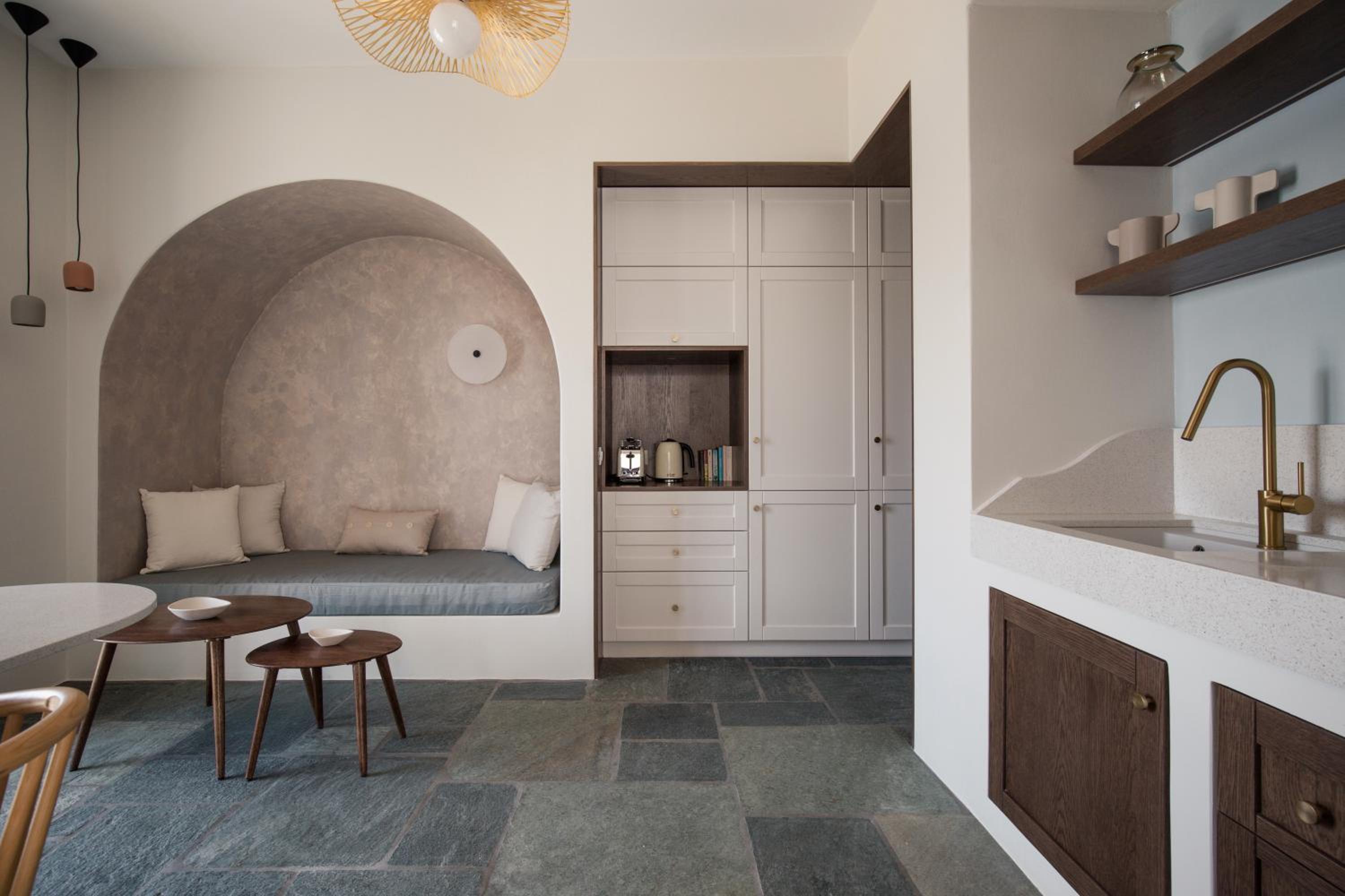 Fos Suites