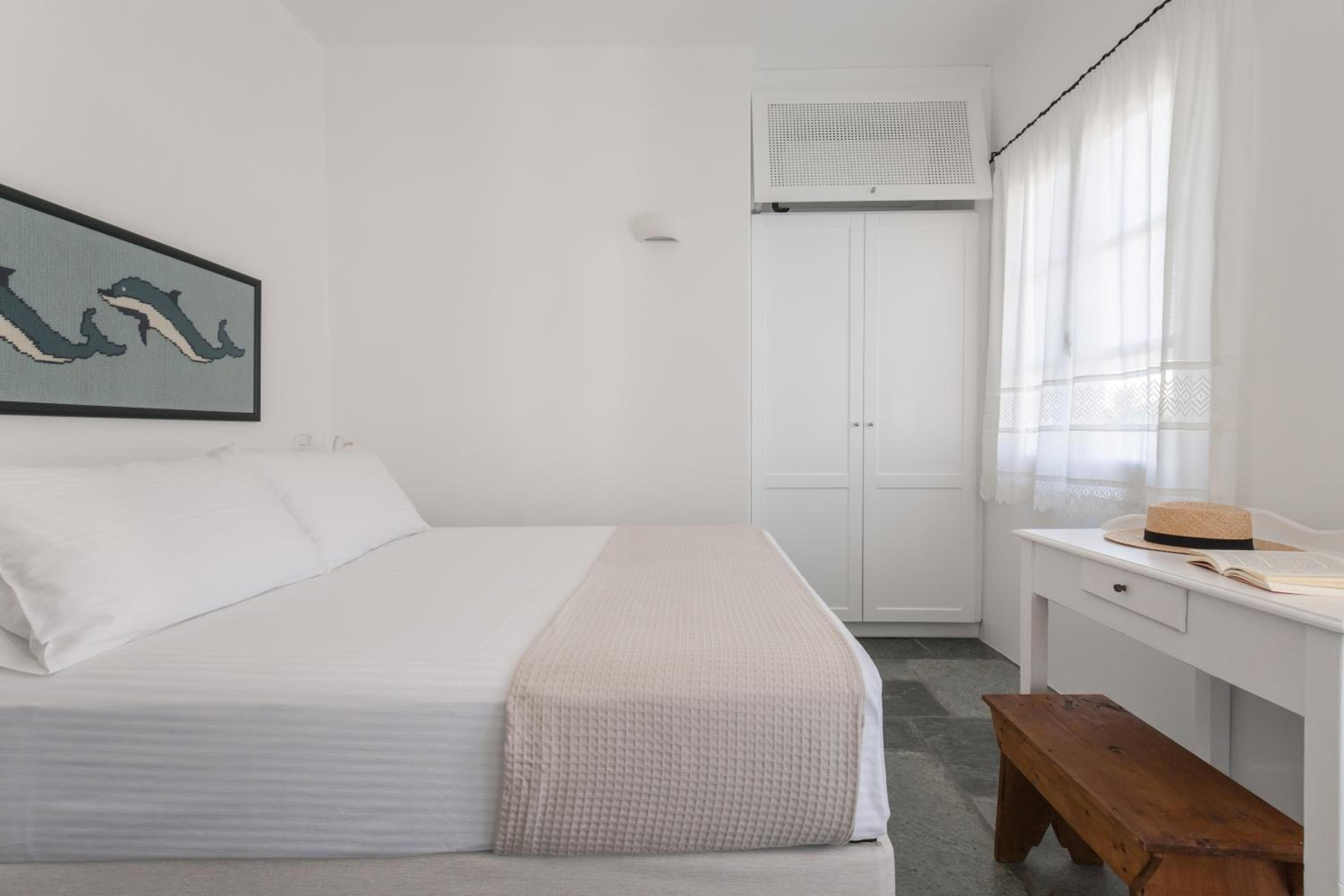 Fos Suites