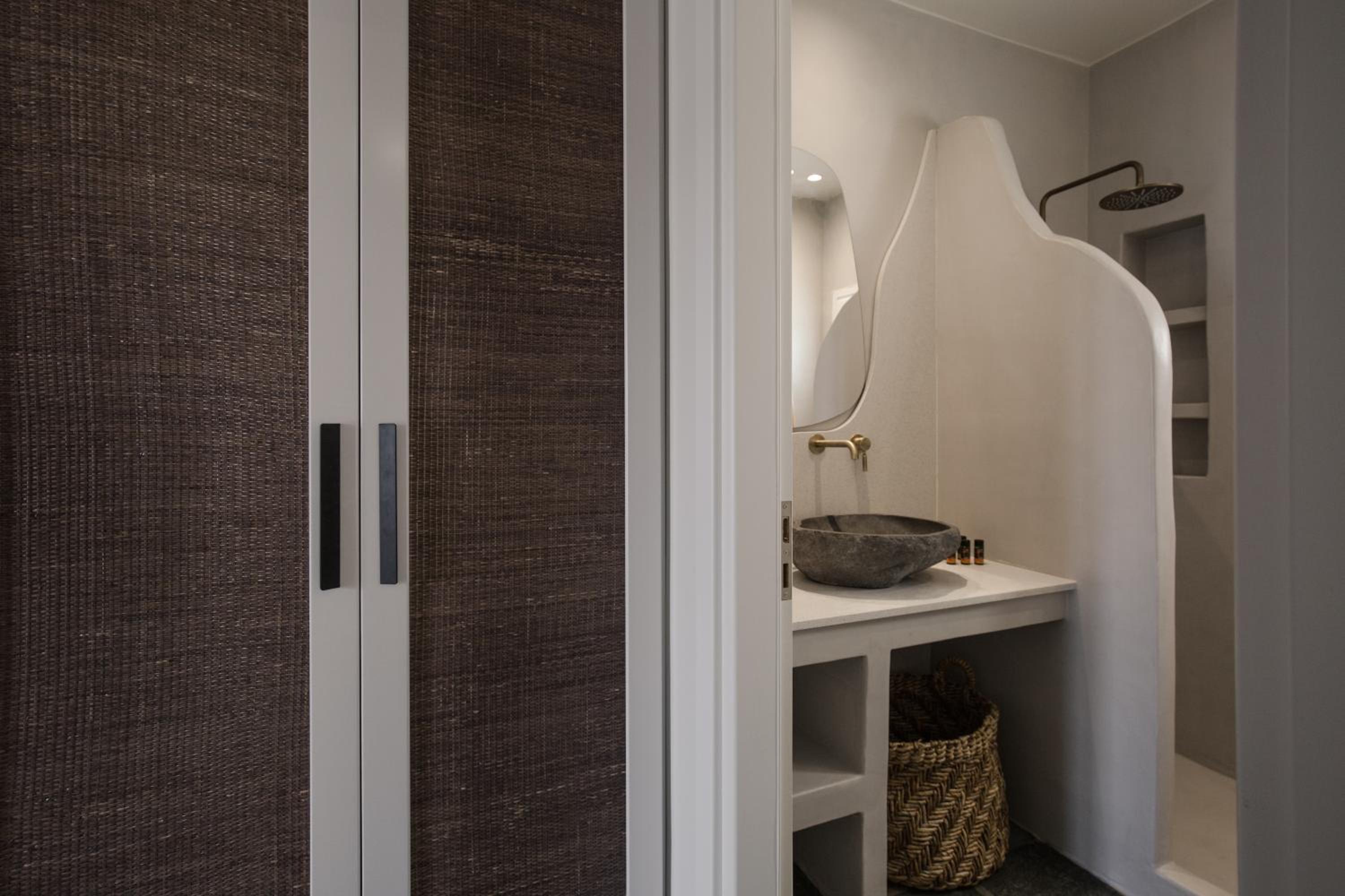 Fos Suites