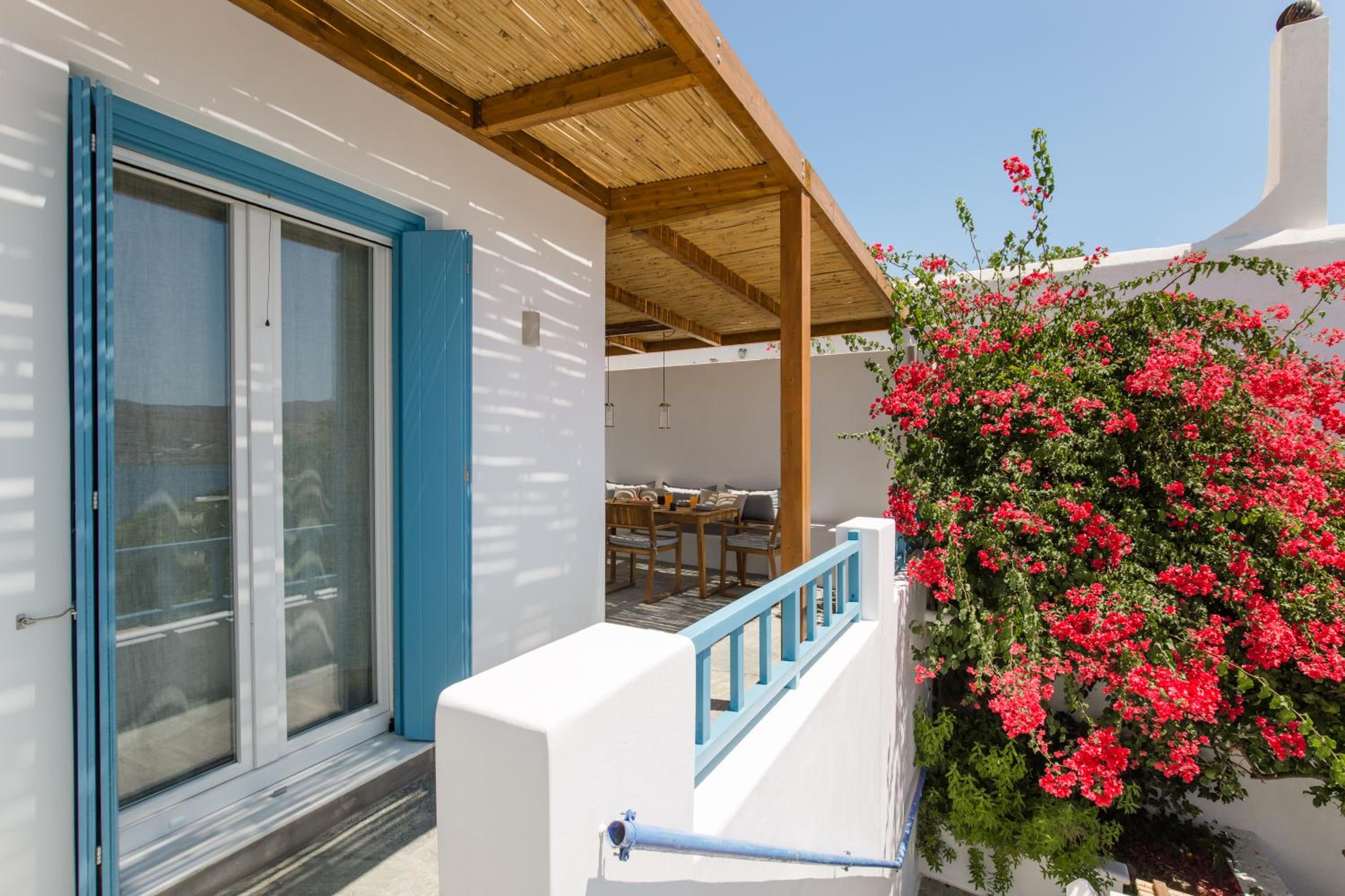 Fos Suites
