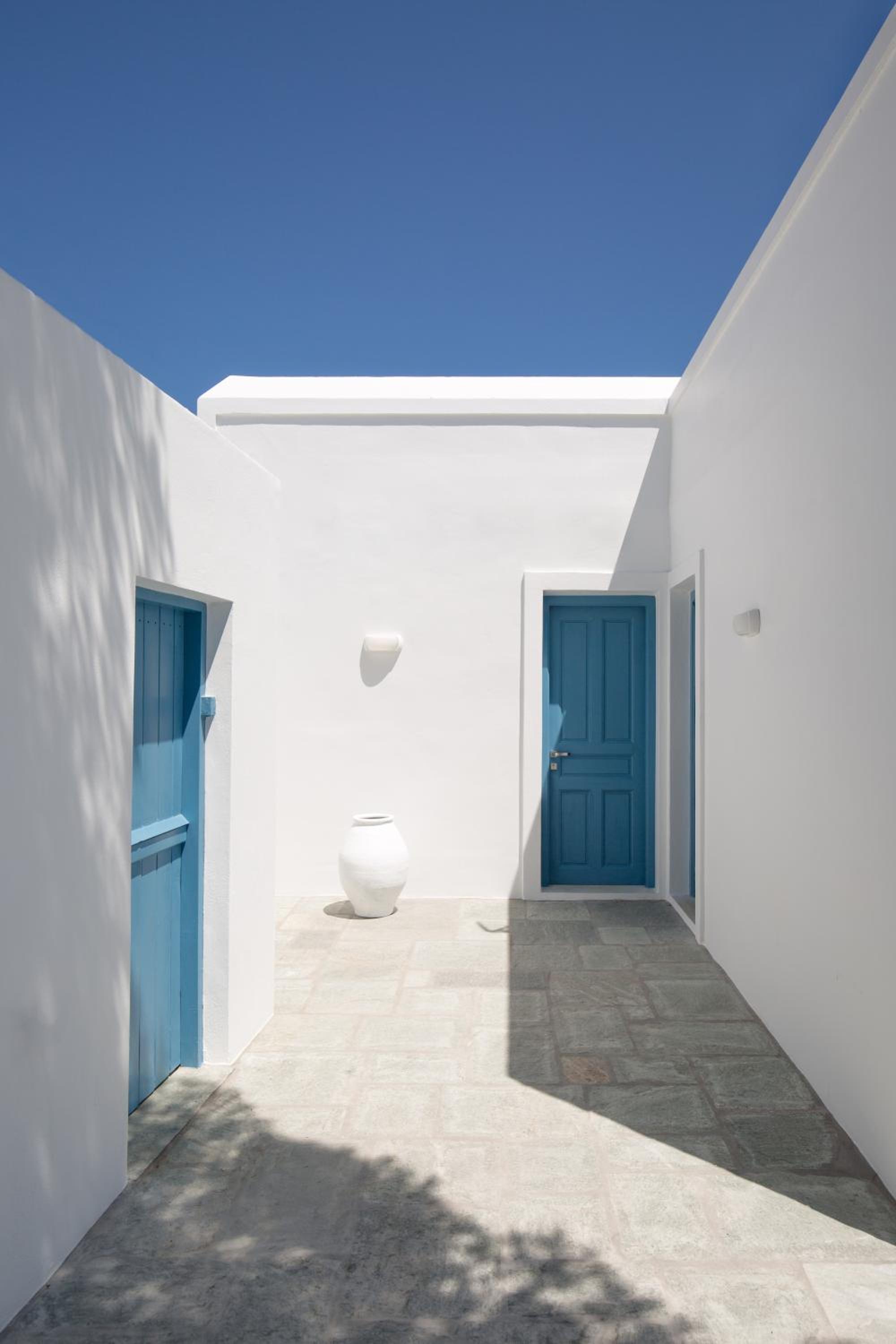 Fos Suites