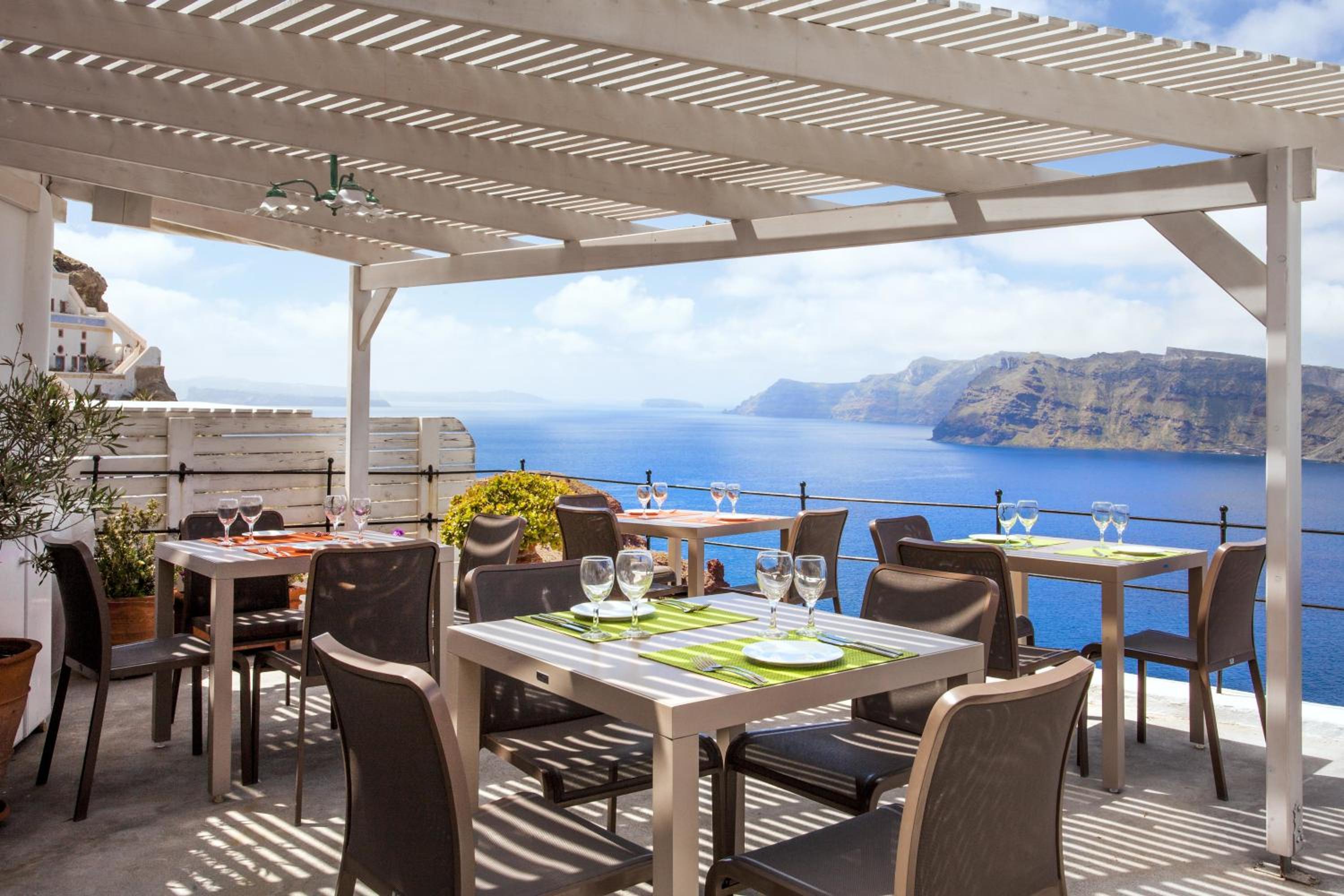 Oia Vacations - Esperas - Property Image 4