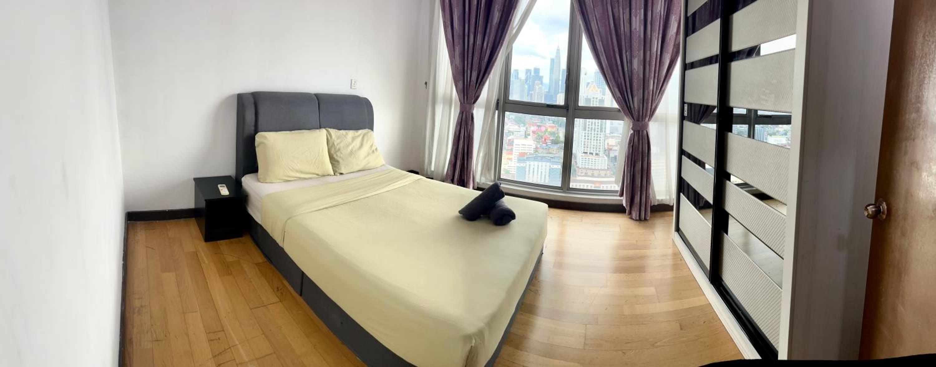 Regalia Amazing klcc view by sweet homes