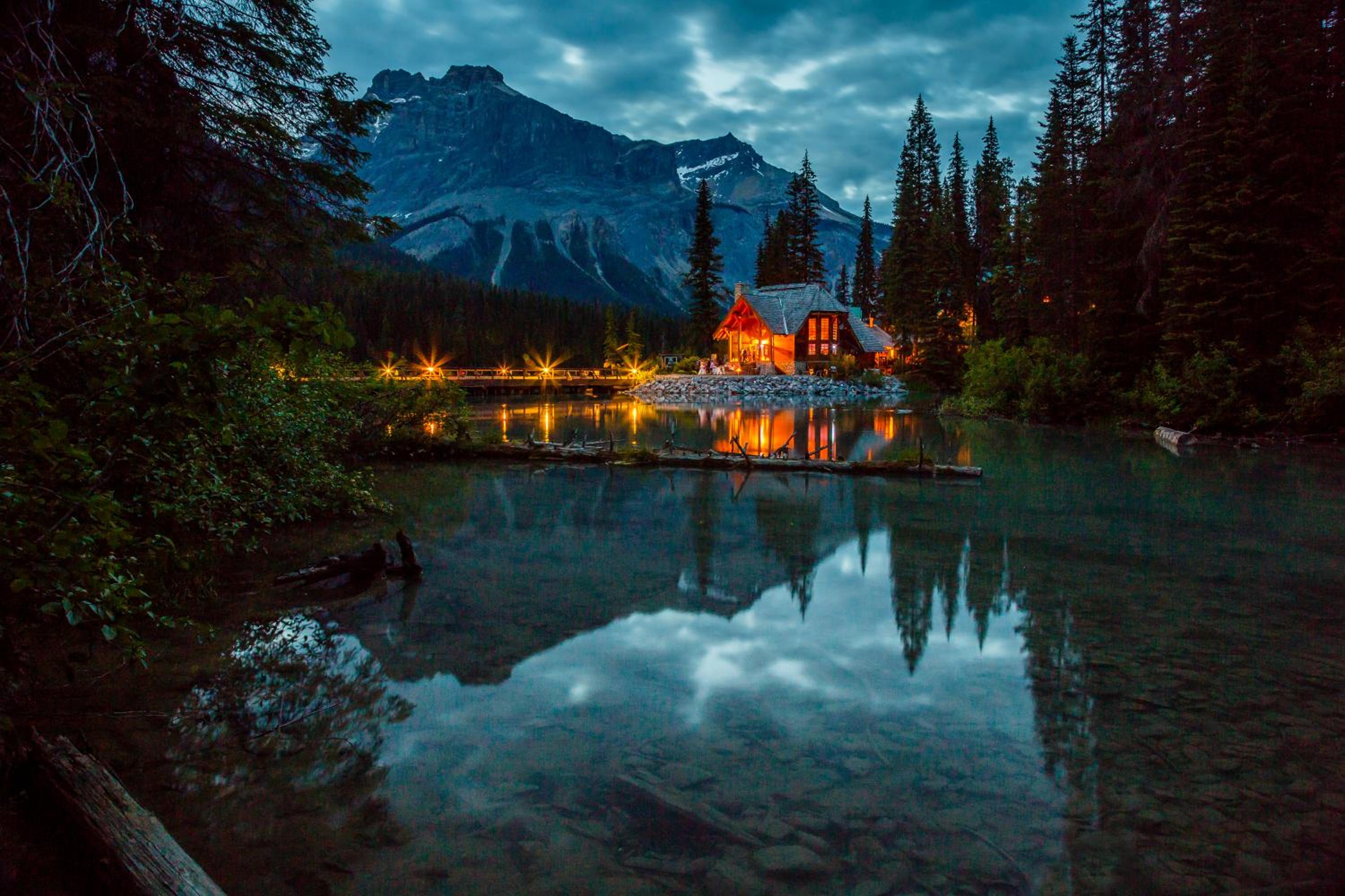 Emerald Lake Lodge 9