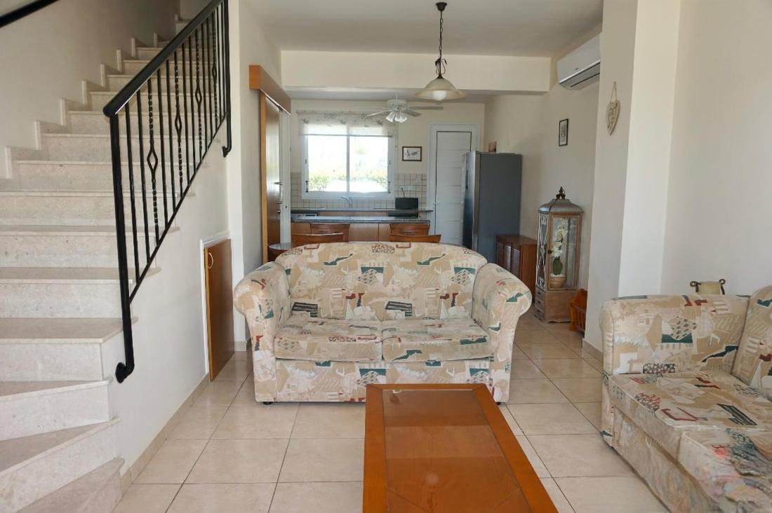 Pretty peyia dream house