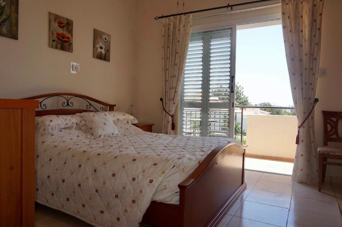 Pretty peyia dream house