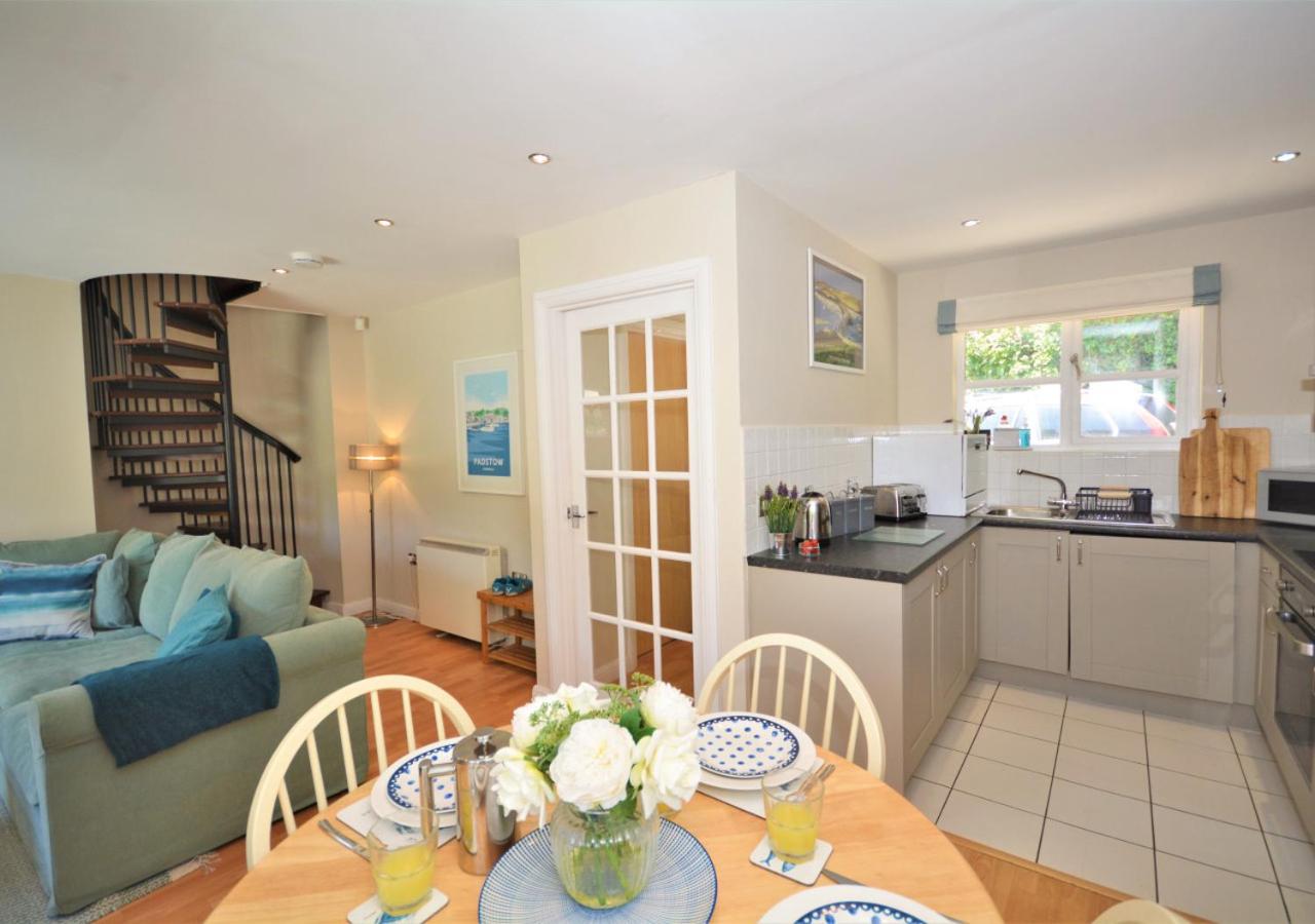 2 Bed in Little Petherick oc-p00635