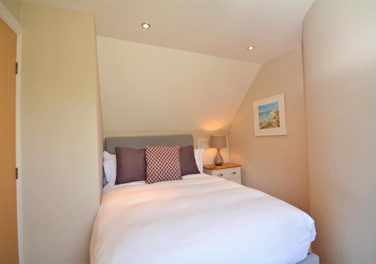 2 Bed in Little Petherick oc-p00635