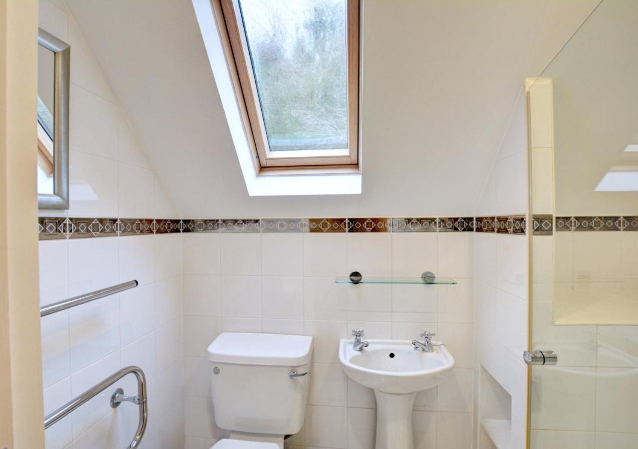 2 Bed in Little Petherick oc-p00635