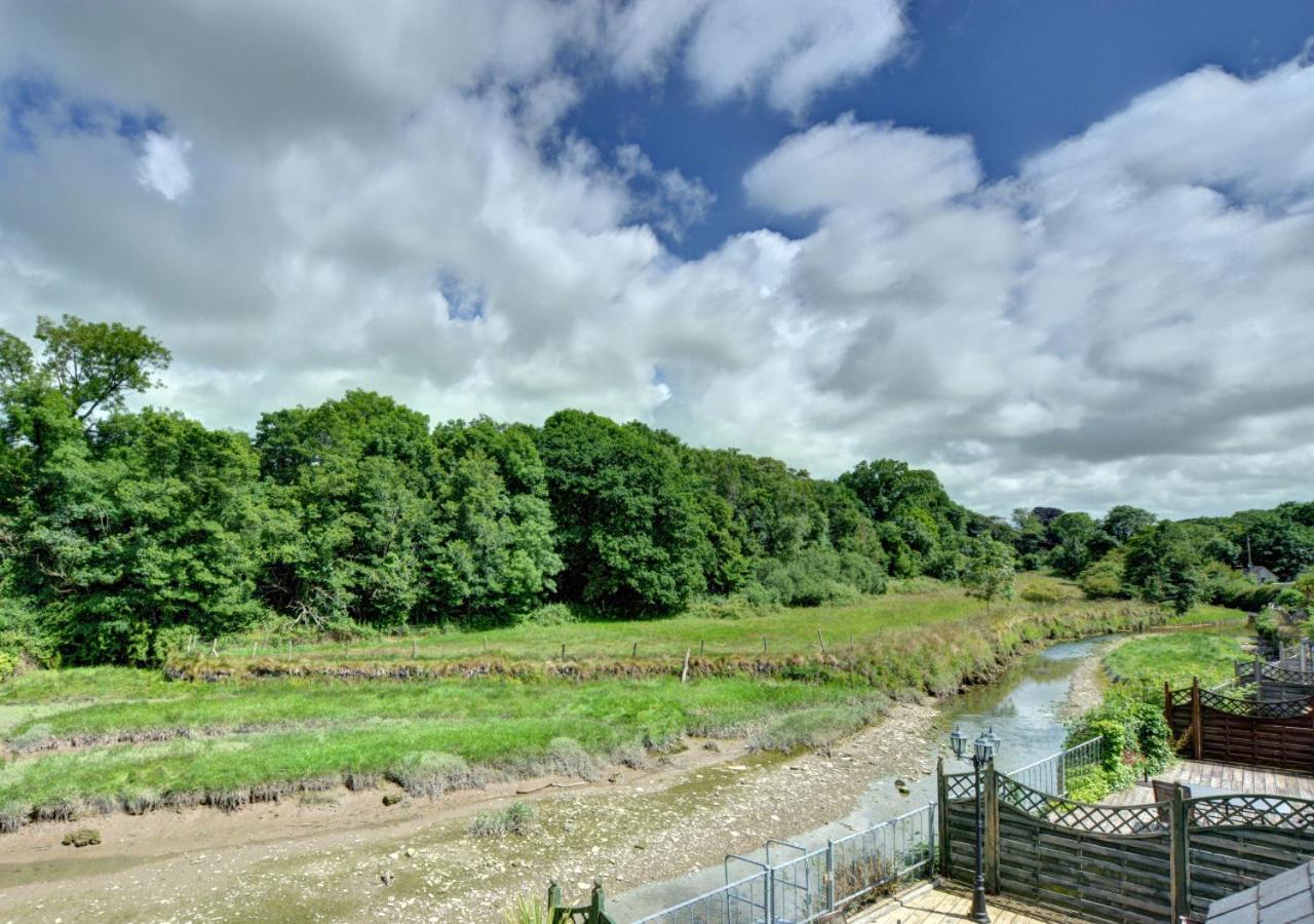 2 Bed in Little Petherick oc-p00635