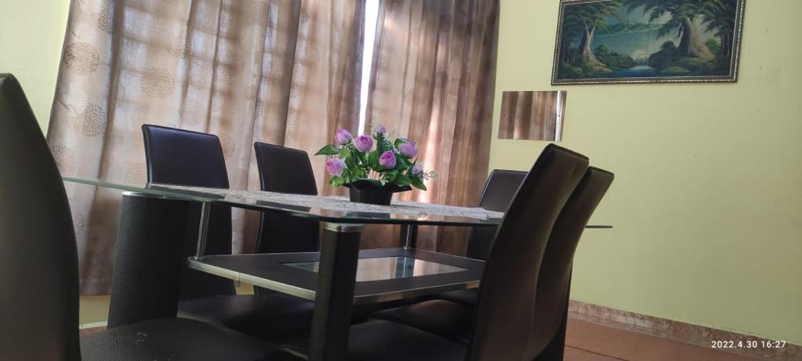 HOMESTAY ALORSETAR TOWNCENTRE by ASTARILA GUESTHOUSE-StadiumDarulaman - iSLAM SAHAJA - Private Pool, BBQ Zone & Kolam Pancing Puyu - 8-13pax photo 8