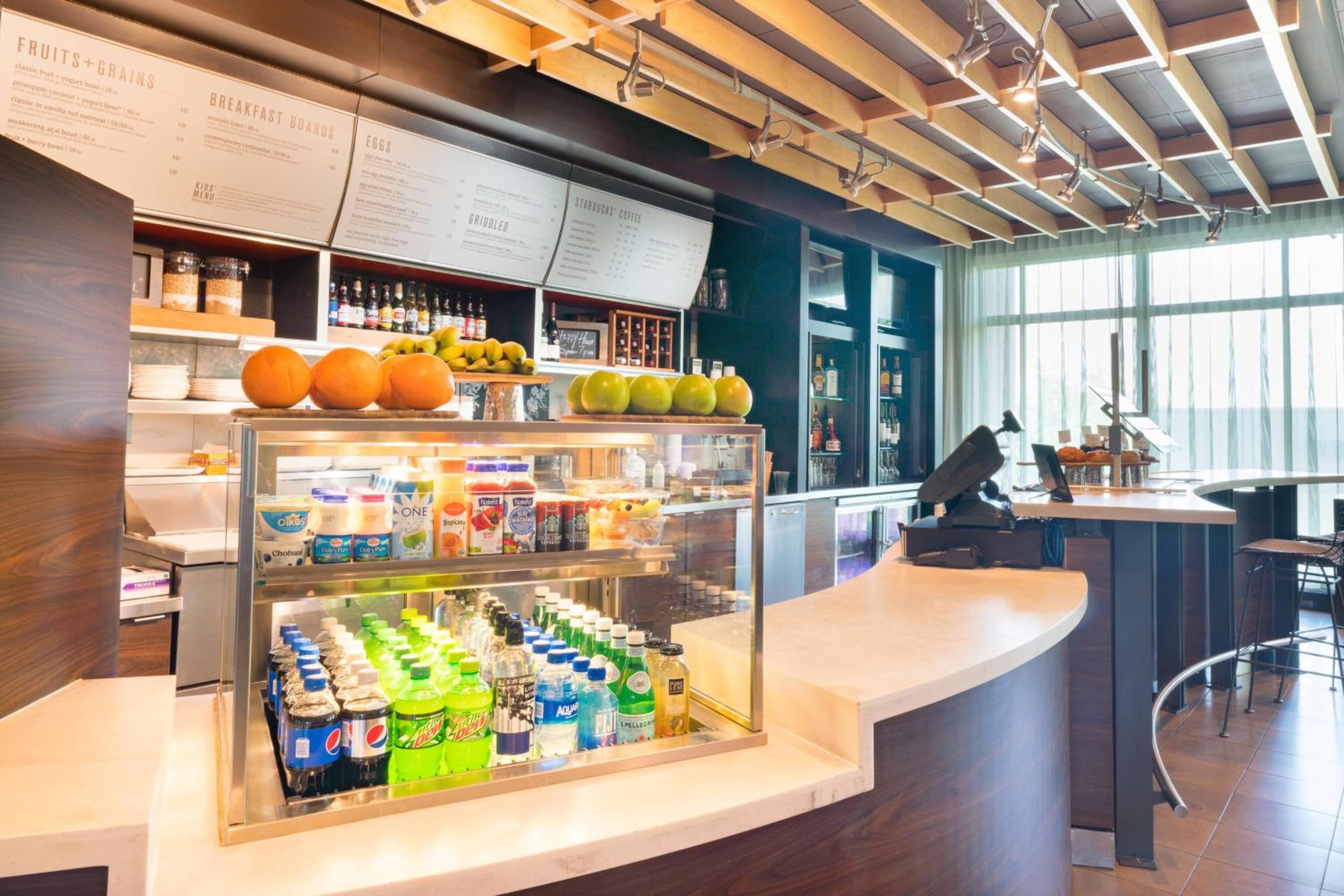 Courtyard by Marriott Silver Spring Downtown - Property Image 11