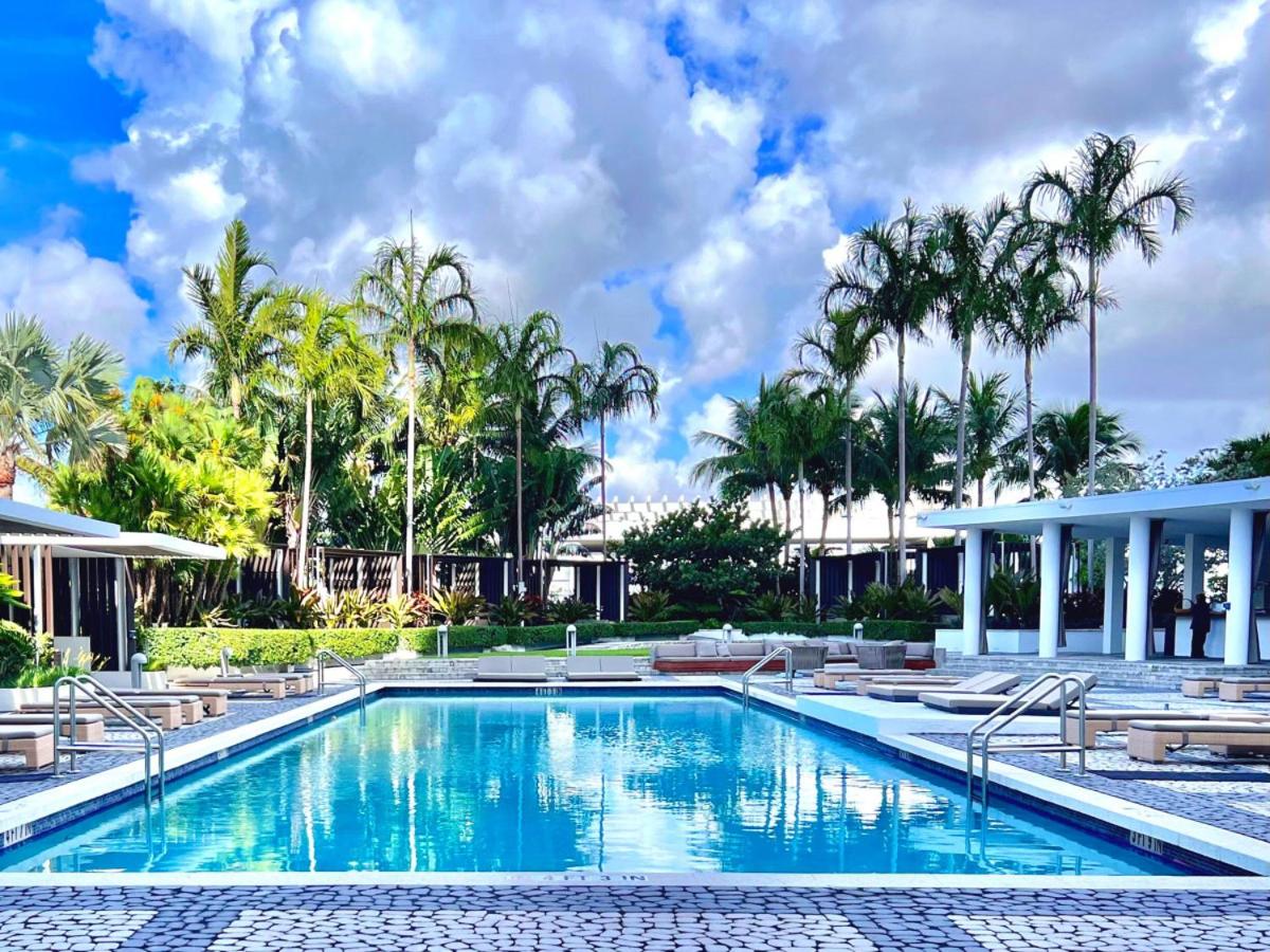 Lunabase Waterfront Paradise