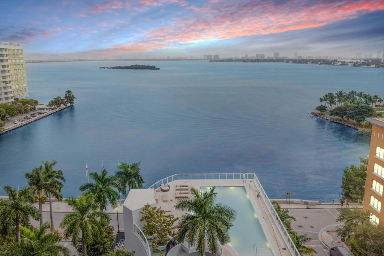 Lunabase Waterfront Paradise