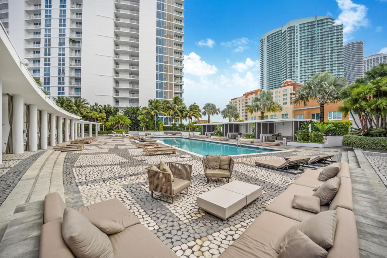 Lunabase Waterfront Paradise