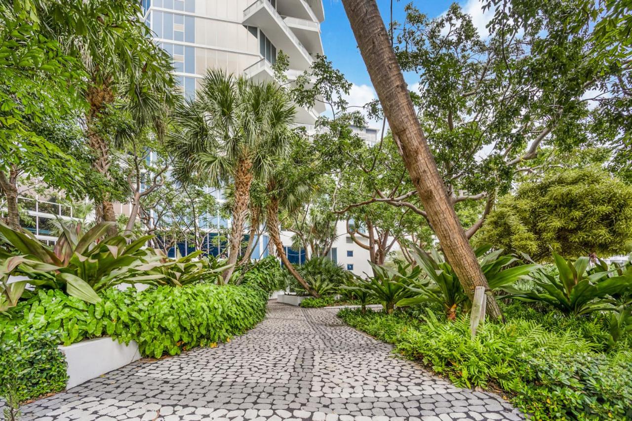 Lunabase Waterfront Paradise