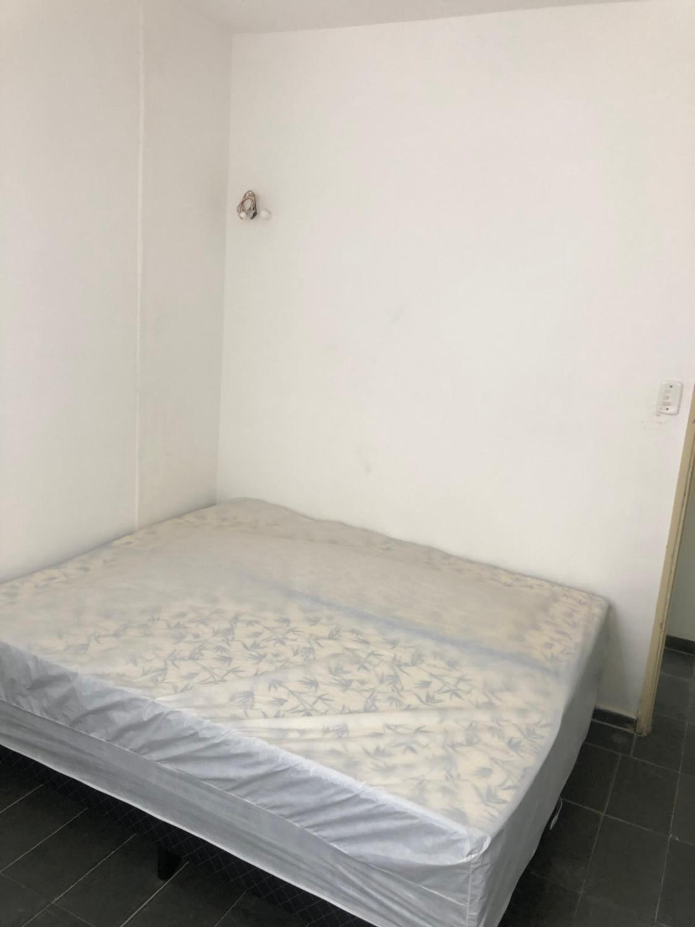 Apartamento à 150m na Praia da Pitangueiras em local Nobre