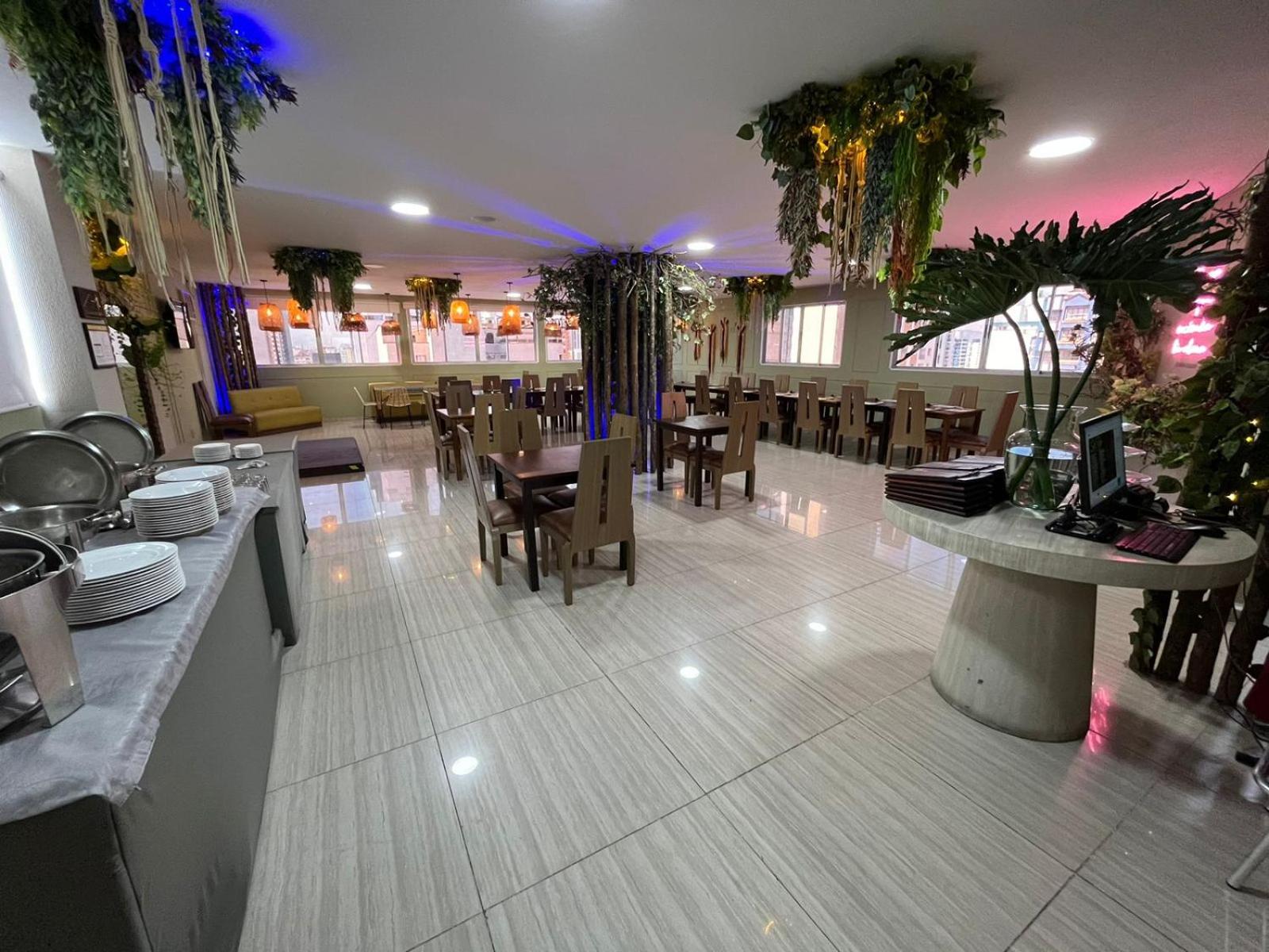 restaurant