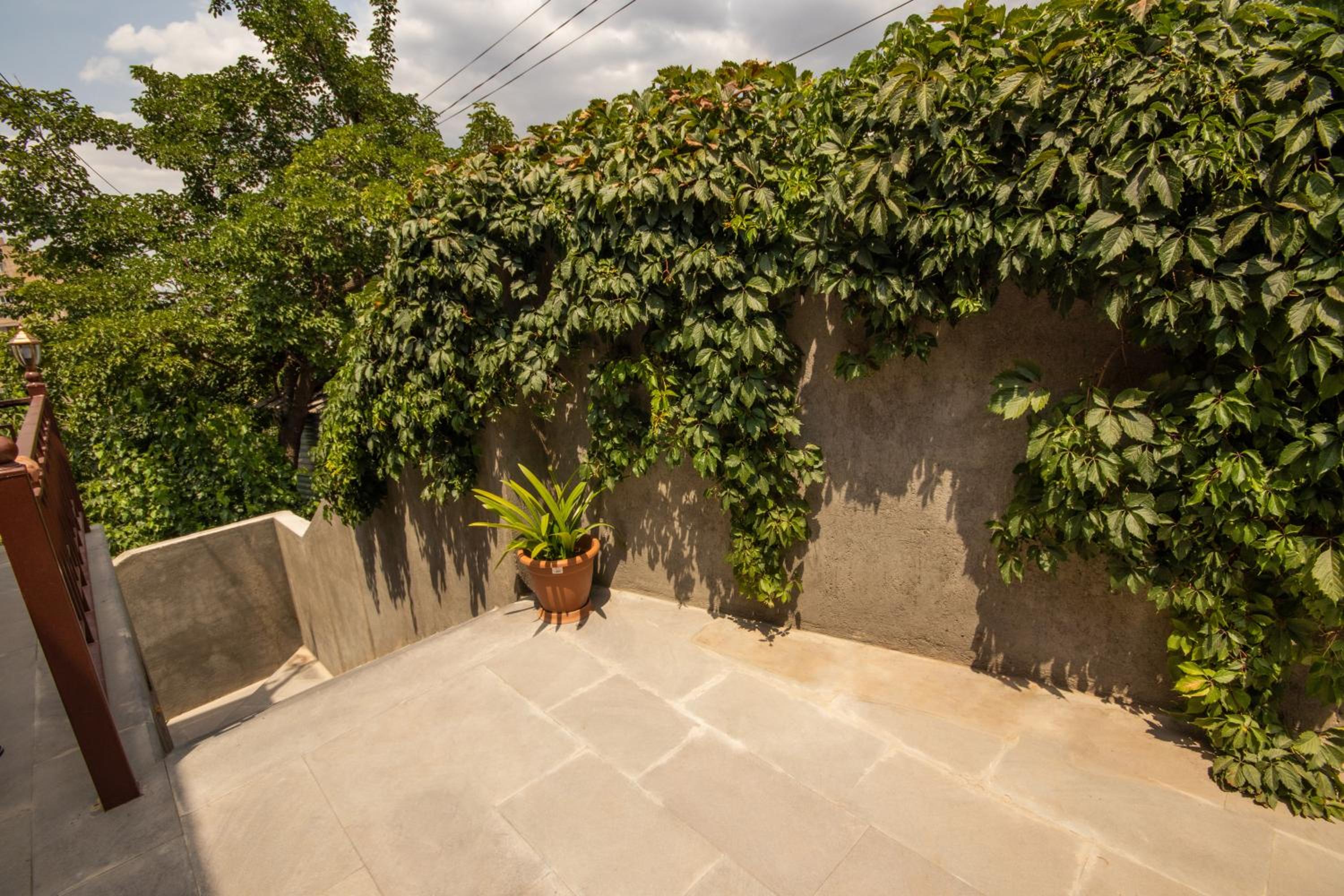 Hillside Guest House