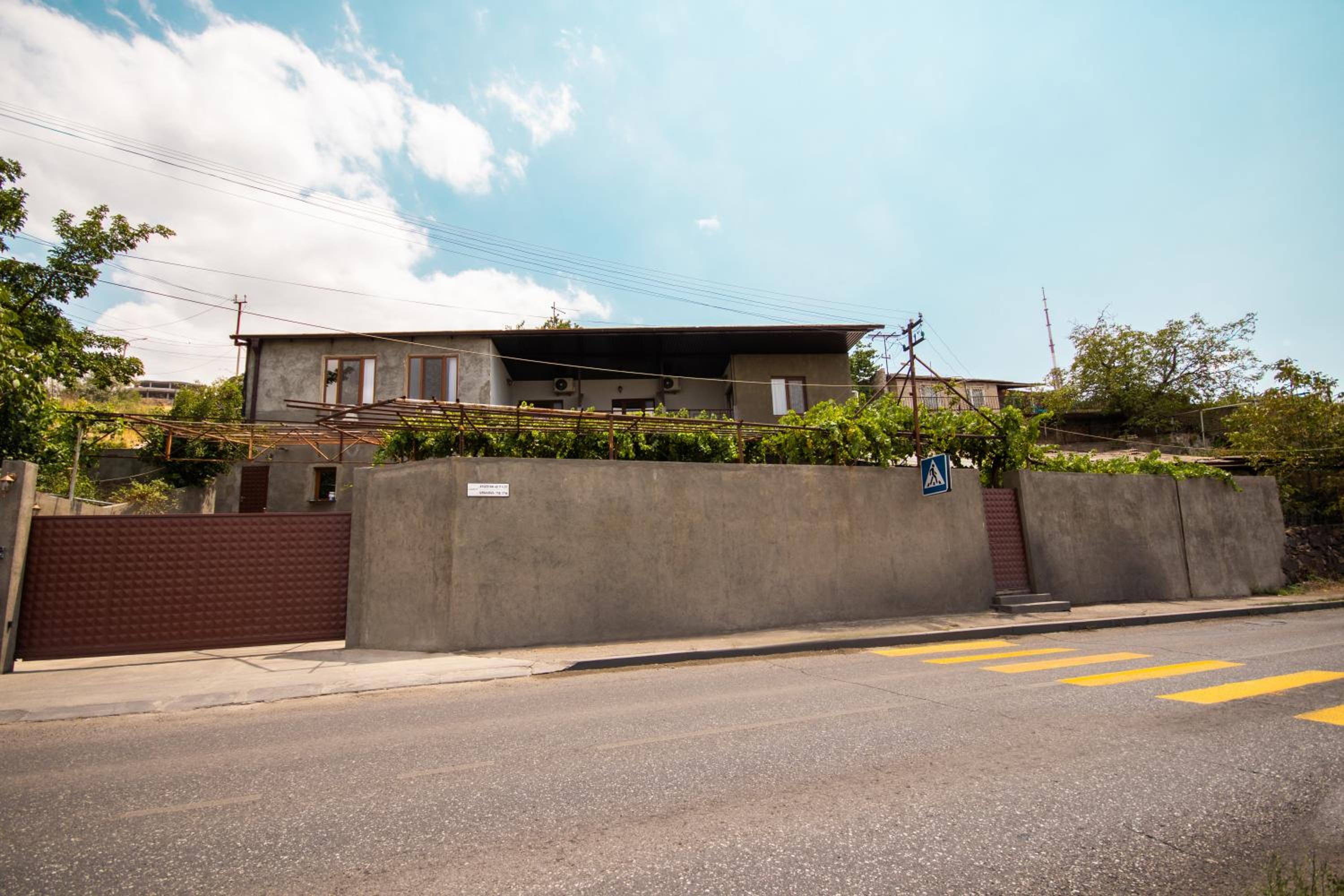 Hillside Guest House
