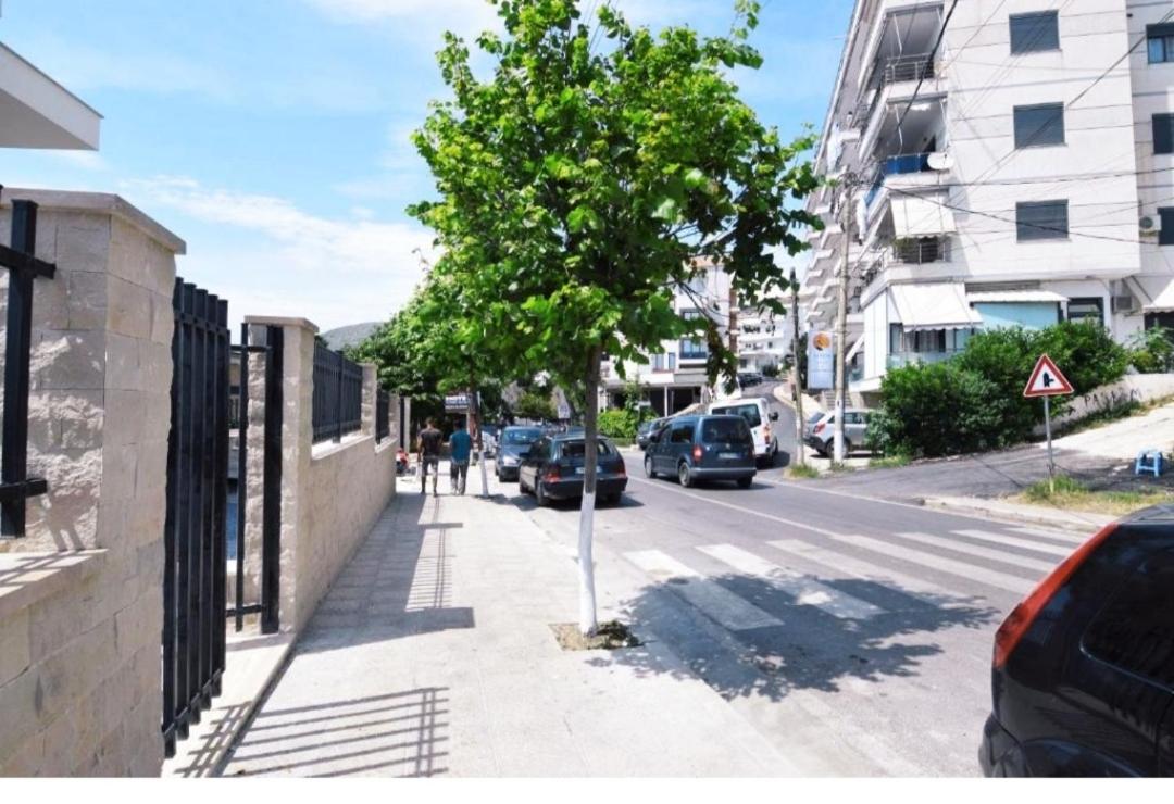 Saranda Xhulial 2 Apartament