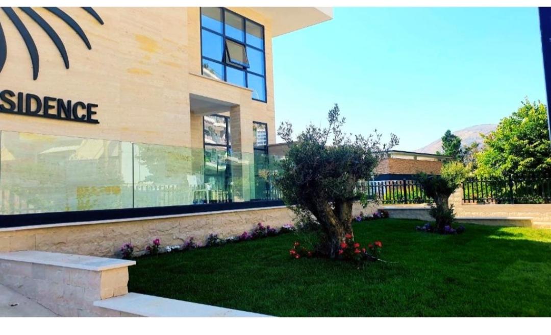 Saranda Xhulial 2 Apartament
