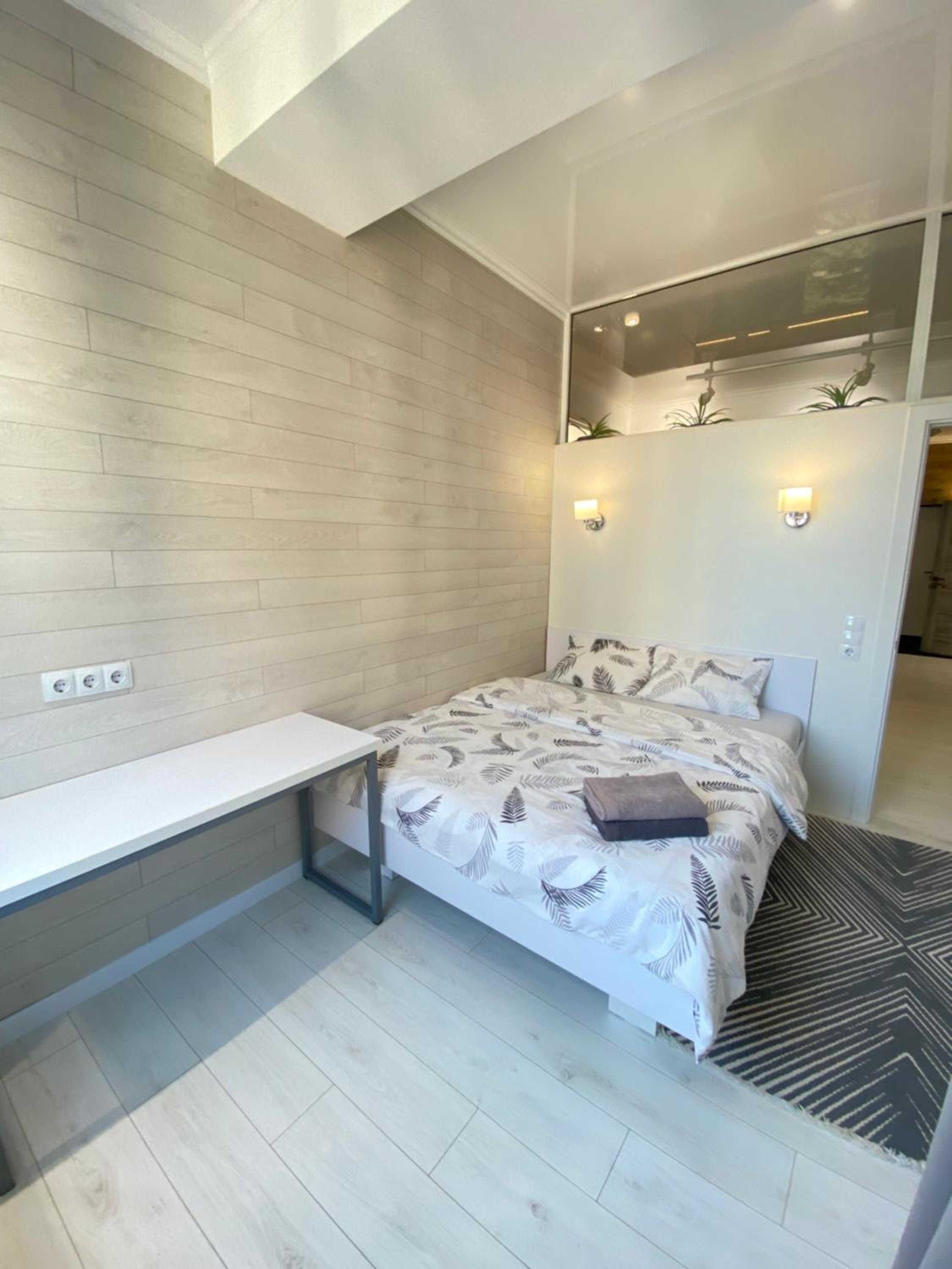 New 2 Modern Lux Apartment view 2