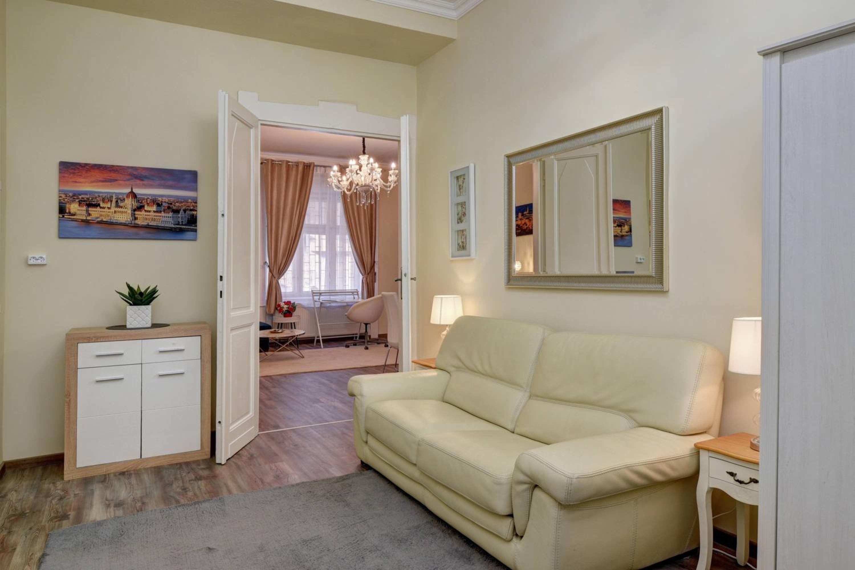 Buda Center Apartment