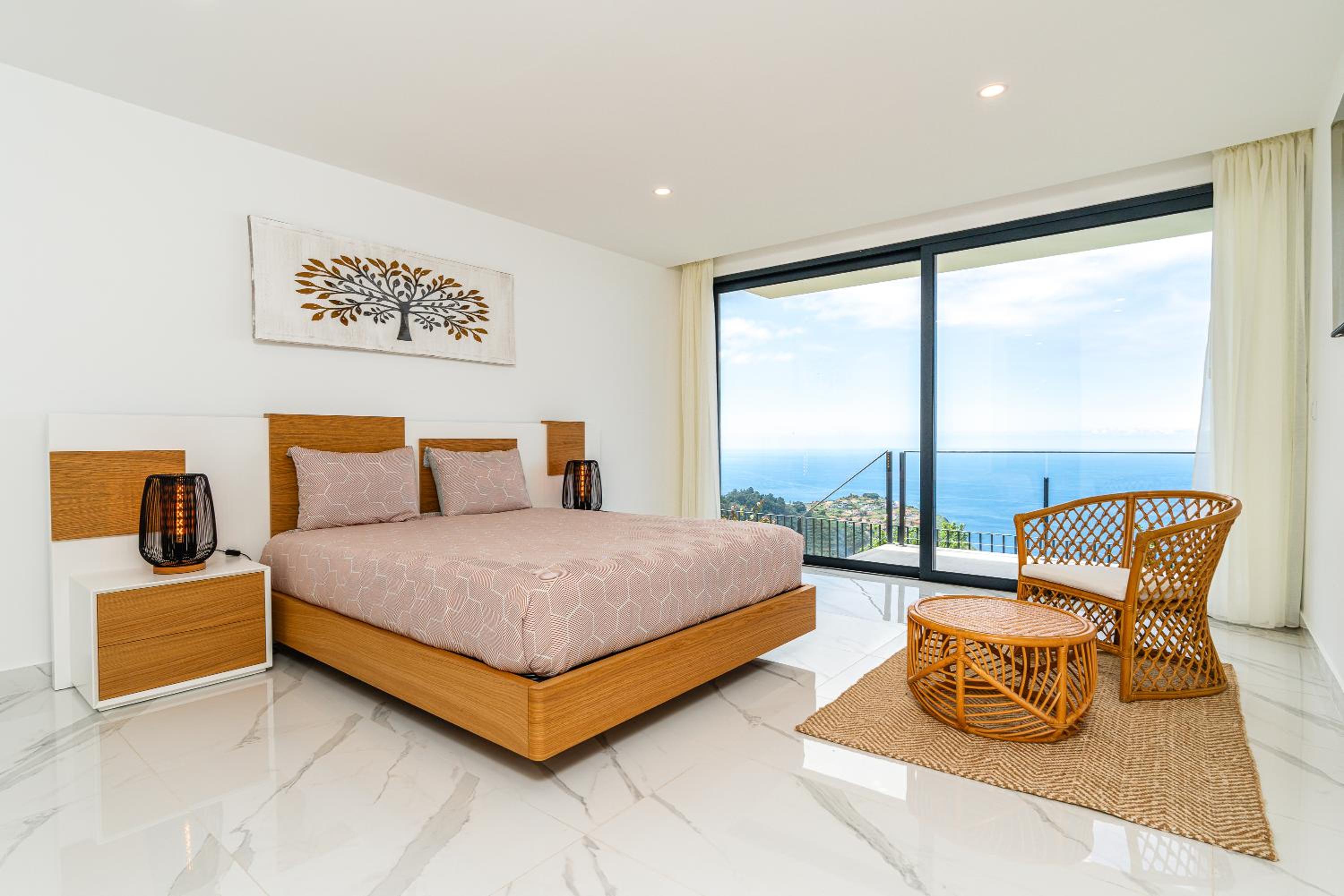 Villa Rocha in Arco da Calheta view 5