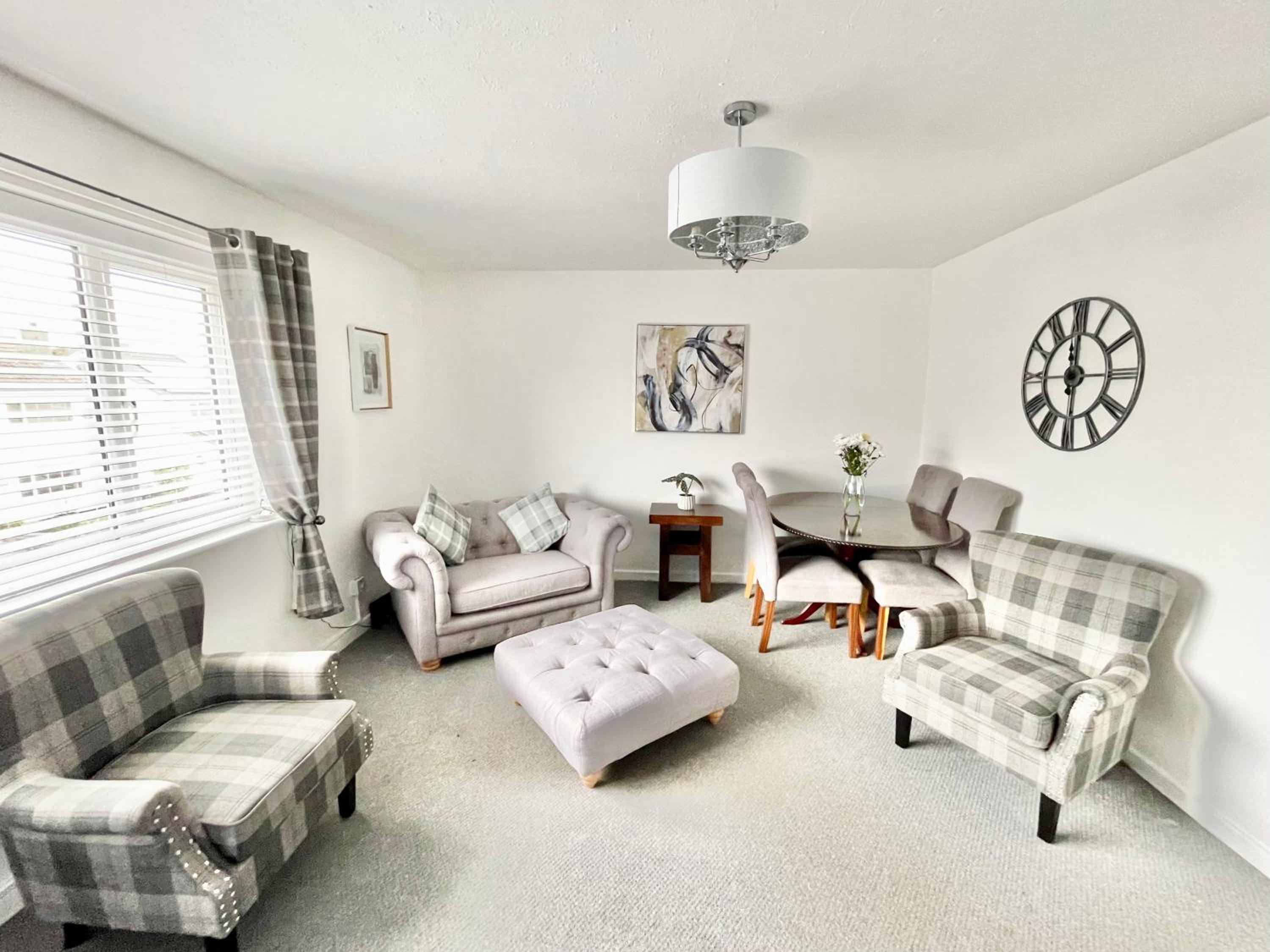 Cae Glas Apartments view 2