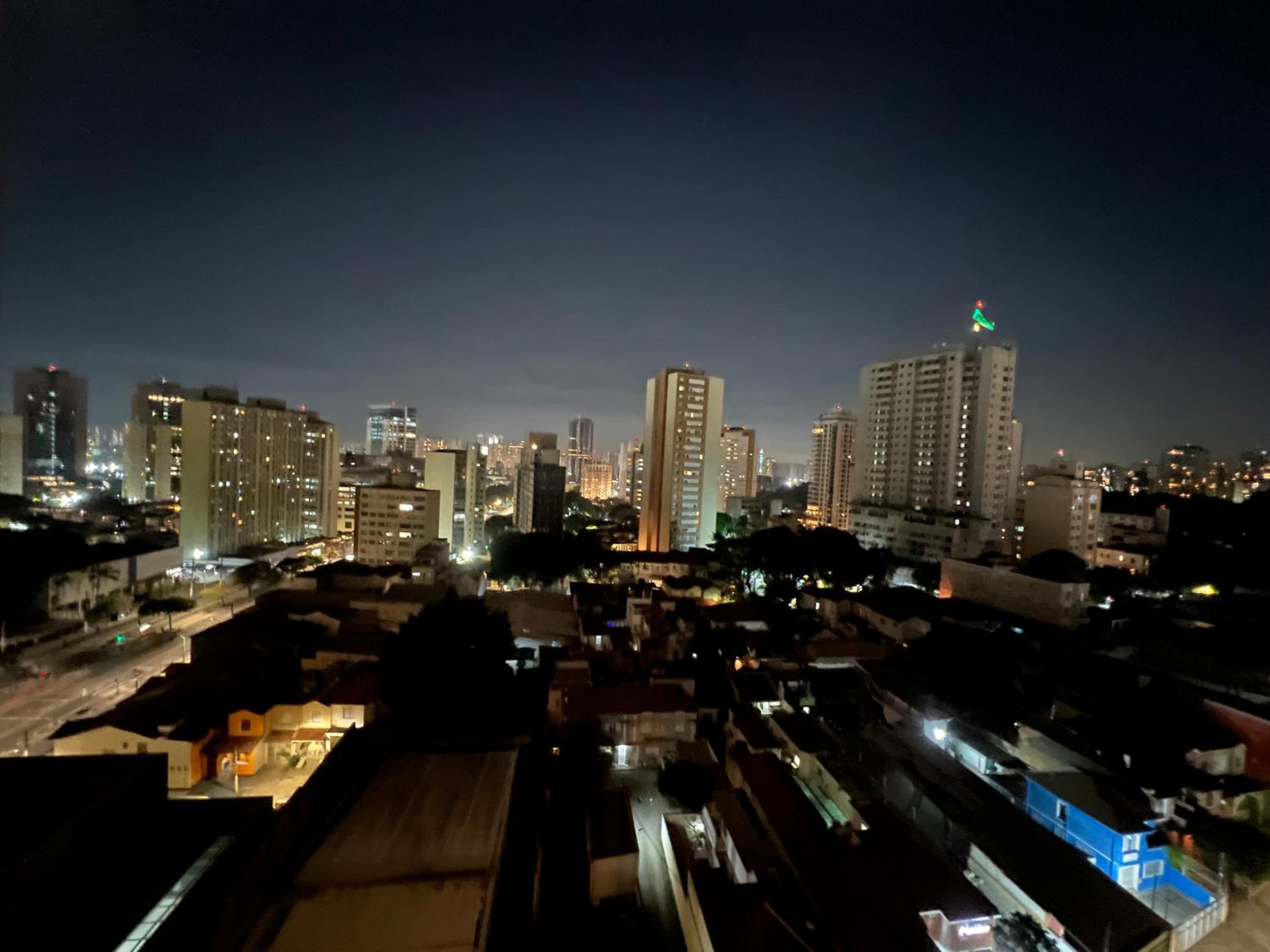 Apartamento novo e luxuoso ao lado do Allianz