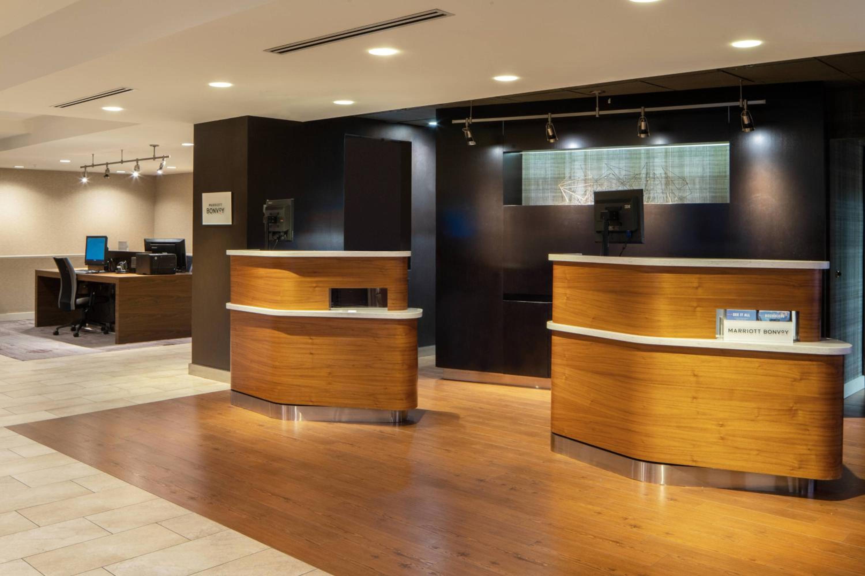 Courtyard by Marriott Dulles Airport Herndon/Reston - Property Image 29