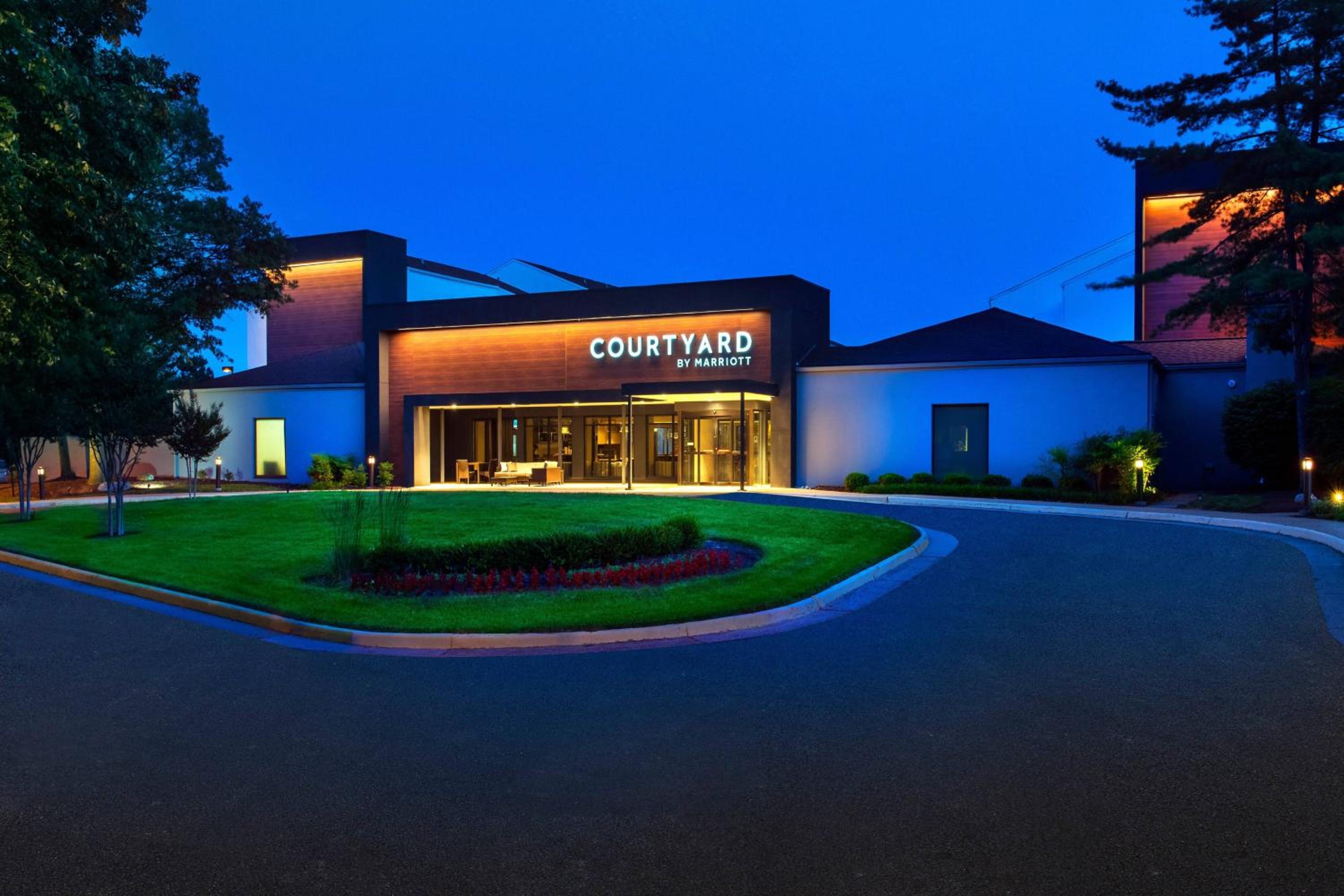 Courtyard by Marriott Dulles Airport Herndon/Reston - Property Image 40