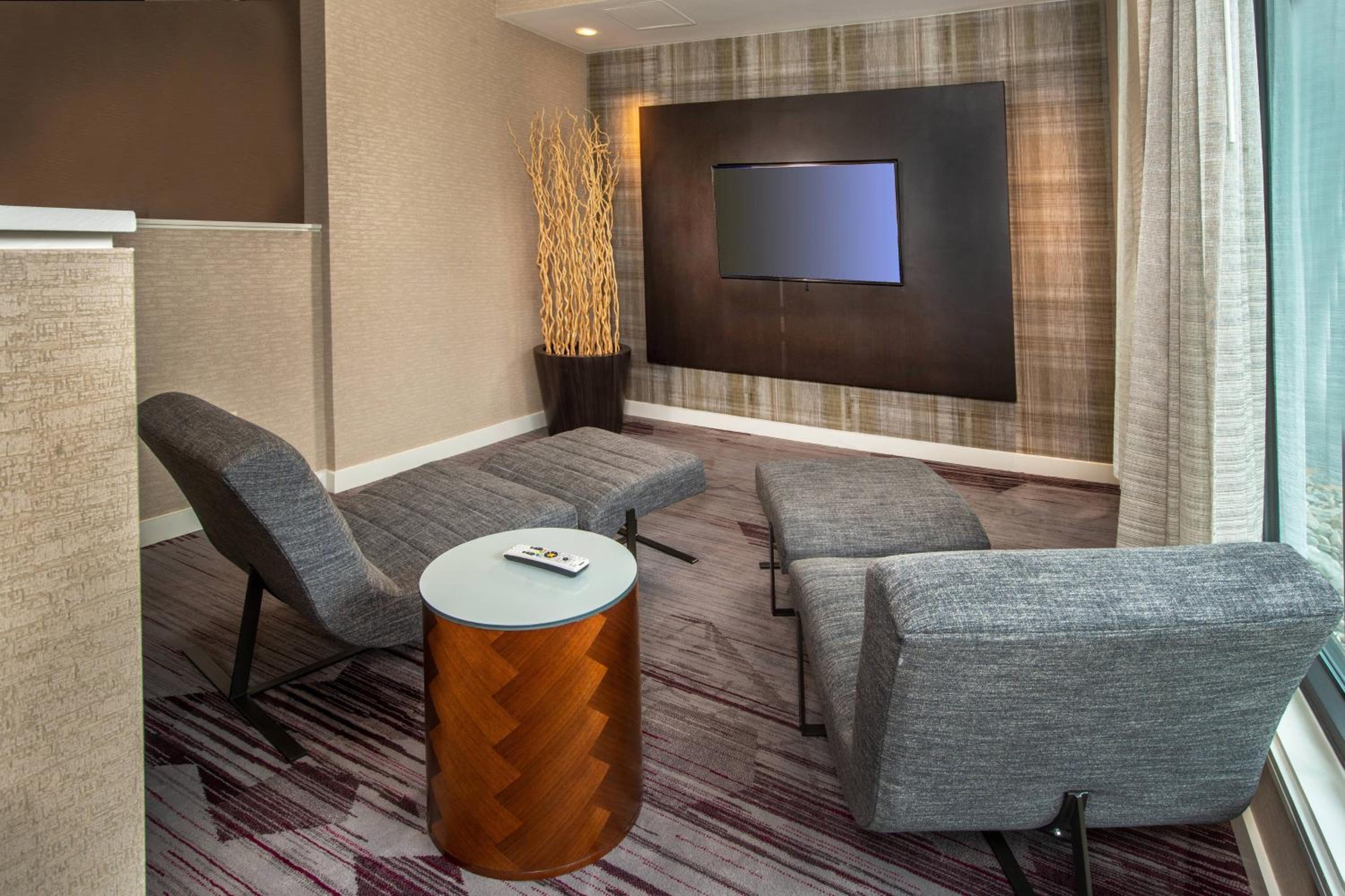 Courtyard by Marriott Dulles Airport Herndon/Reston - Property Image 7