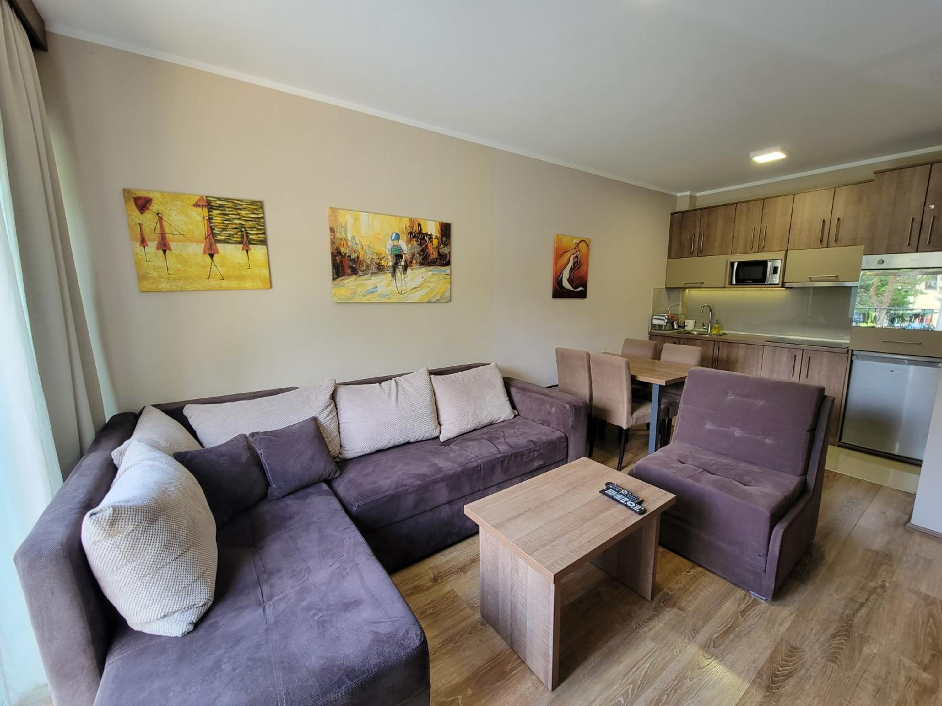 Simona Lux Apartment view 4