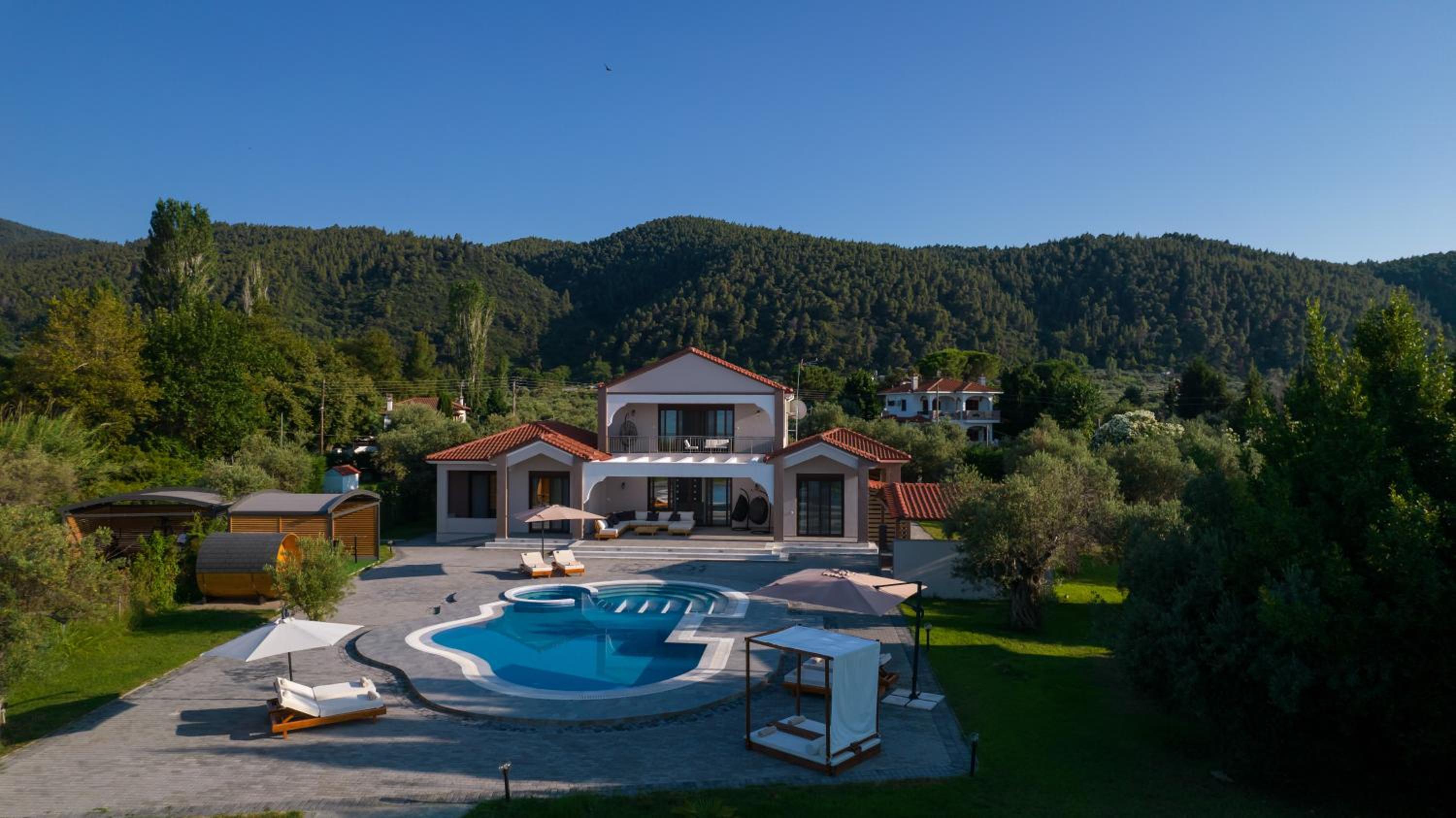 Epavli Alexandros Luxury Villa
