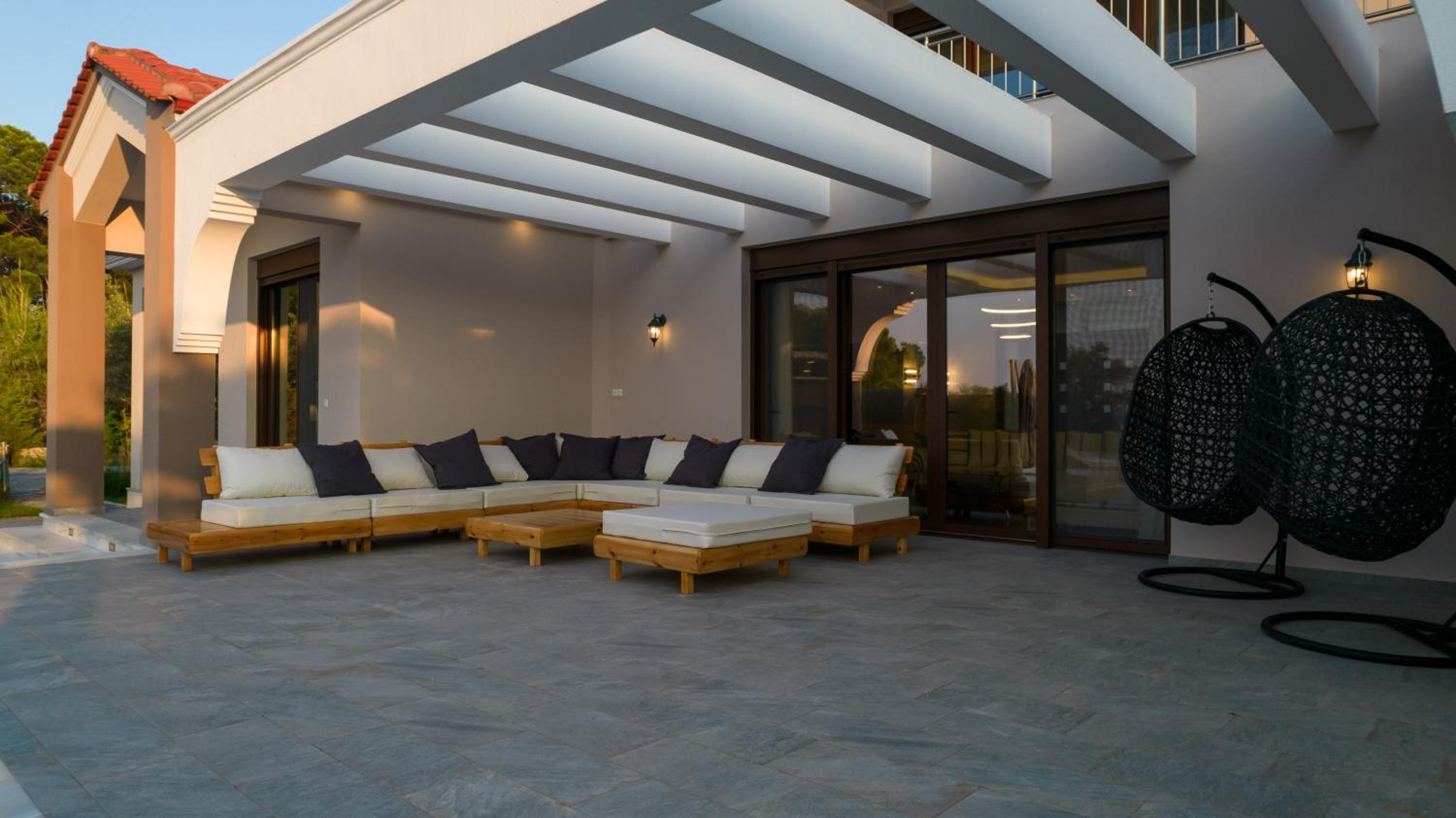 Epavli Alexandros Luxury Villa