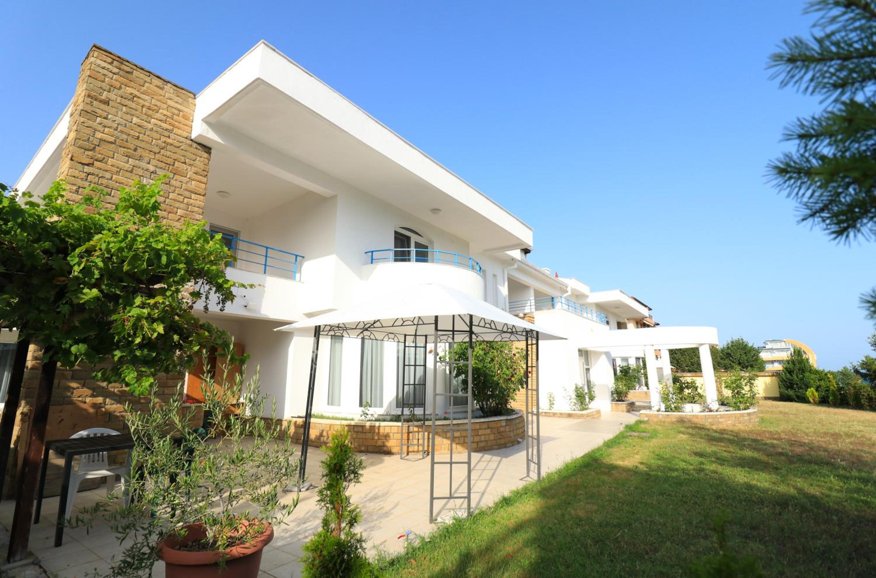 Ravda Residence