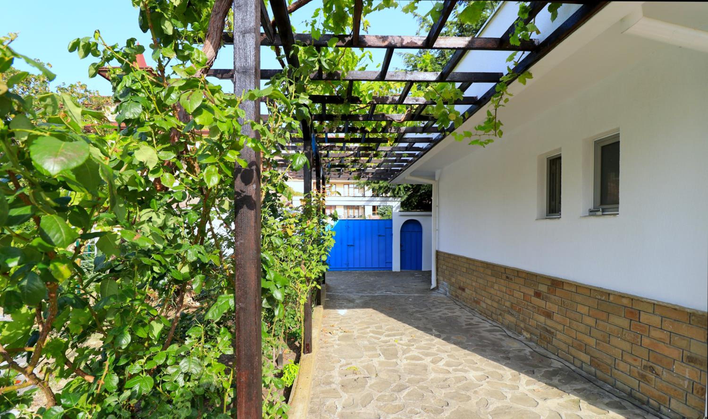 Ravda Residence