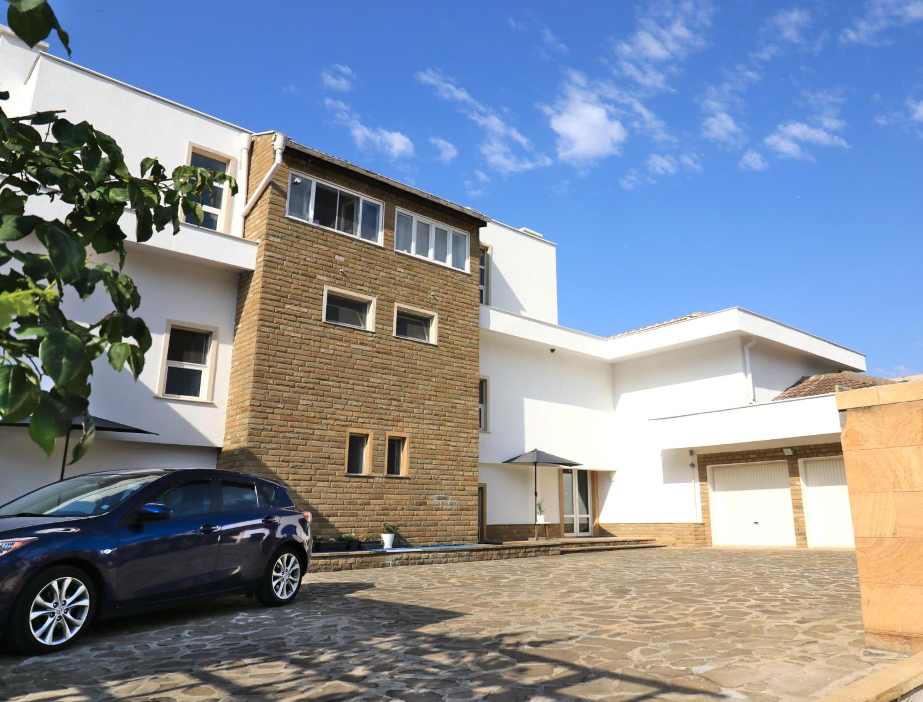 Ravda Residence