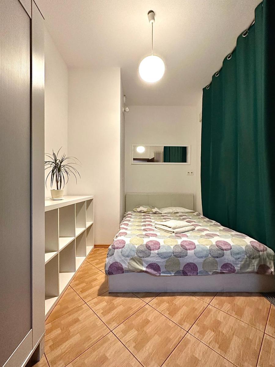 Two rooms apartment Triton Park view 4