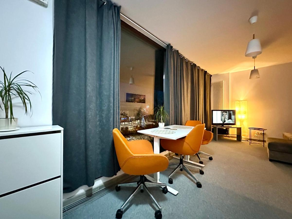 Two rooms apartment Triton Park view 2