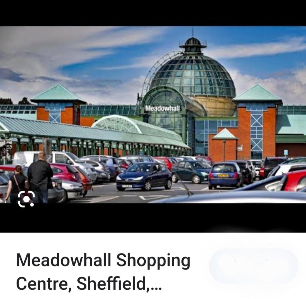 HILLTOP PLACE SUITES 5 beds for CONTRACTORS and FAMILIES near MEADOWHALL with FREE PRIVATE PARKING view 3