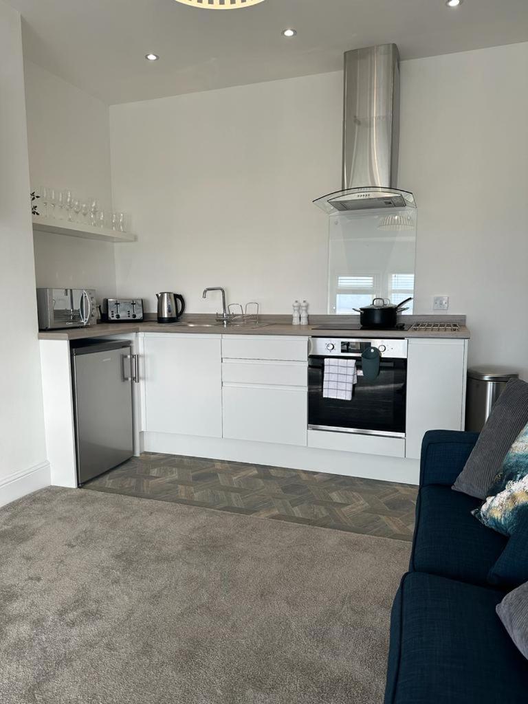 New Sandpiper Apartments